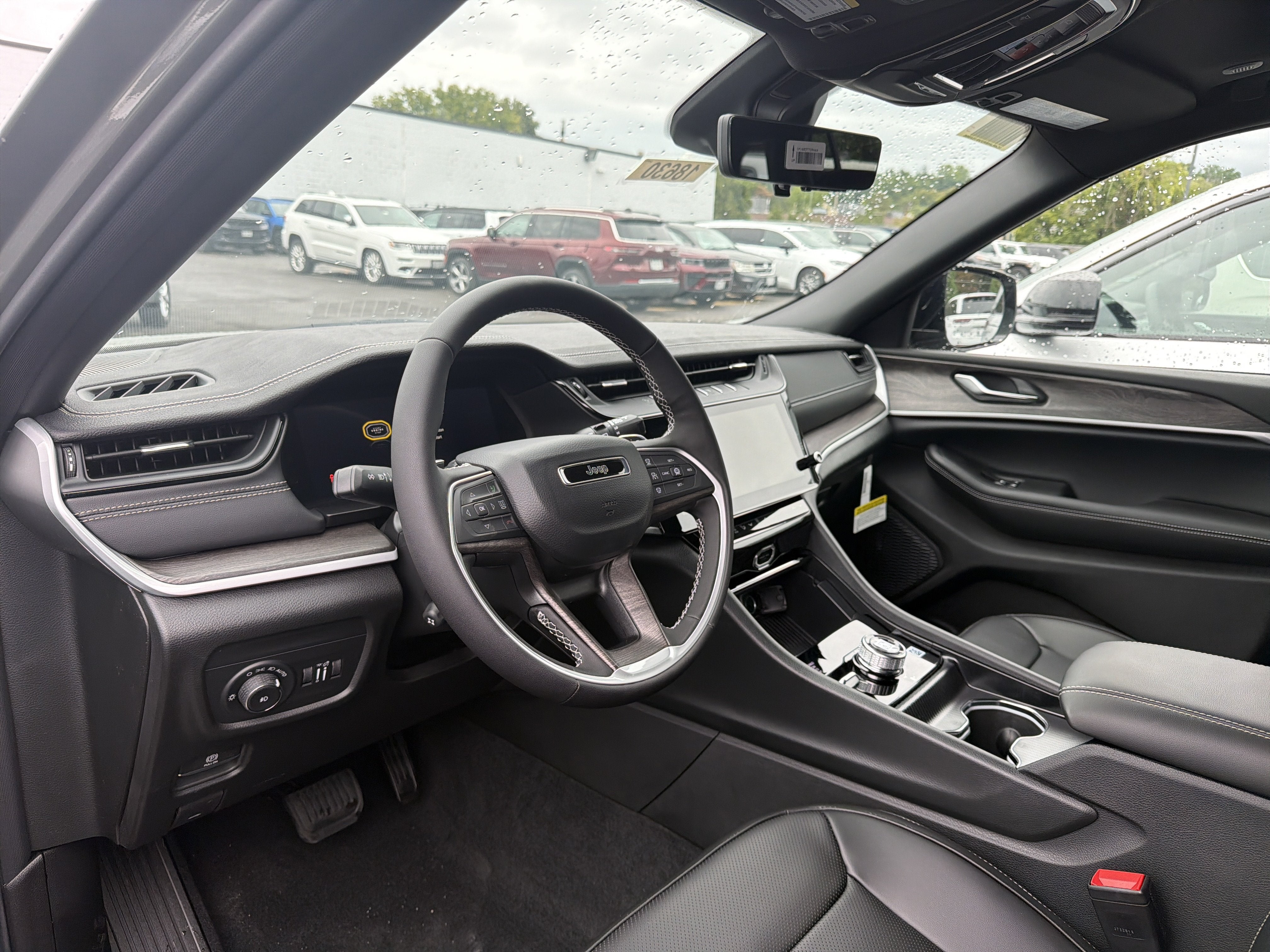 2027 Jeep Grand Cherokee Limited