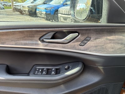 2027 Jeep Grand Cherokee Limited