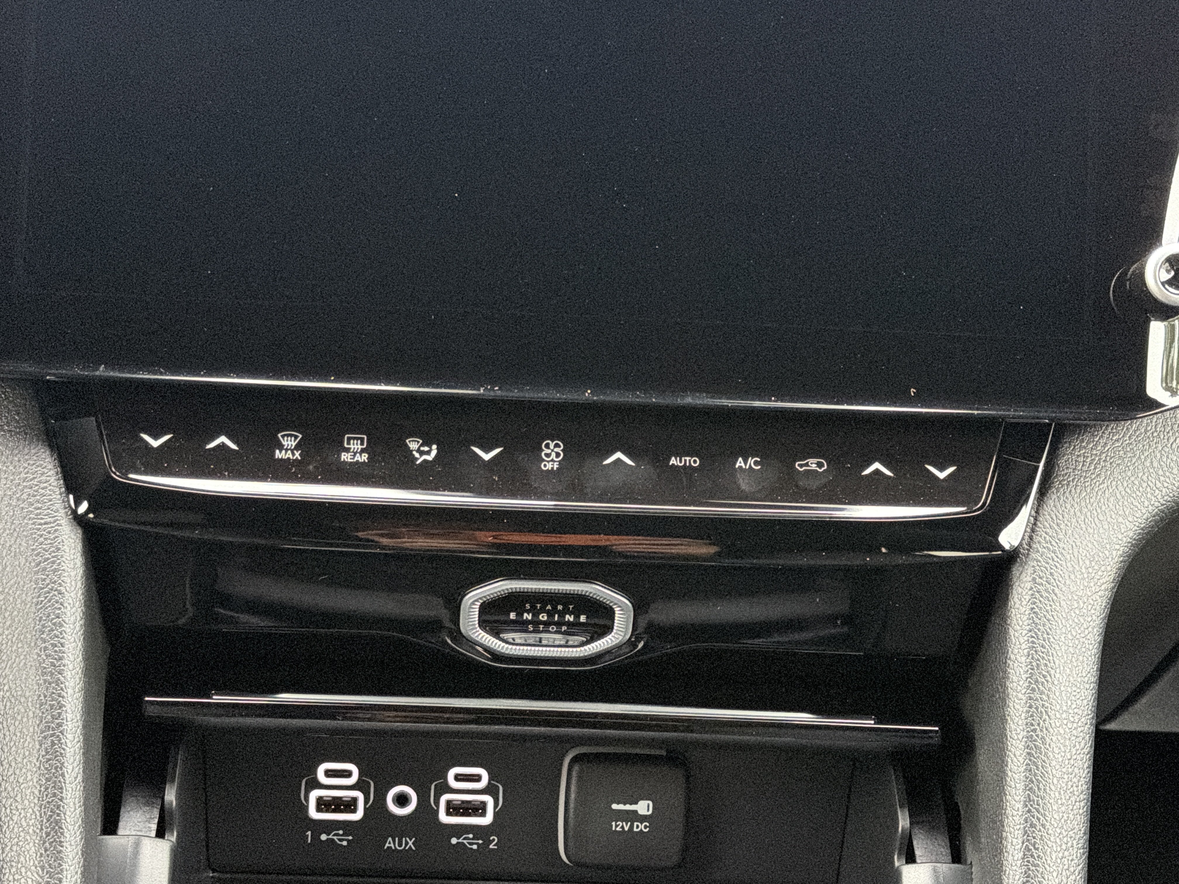 2027 Jeep Grand Cherokee Limited Reserve