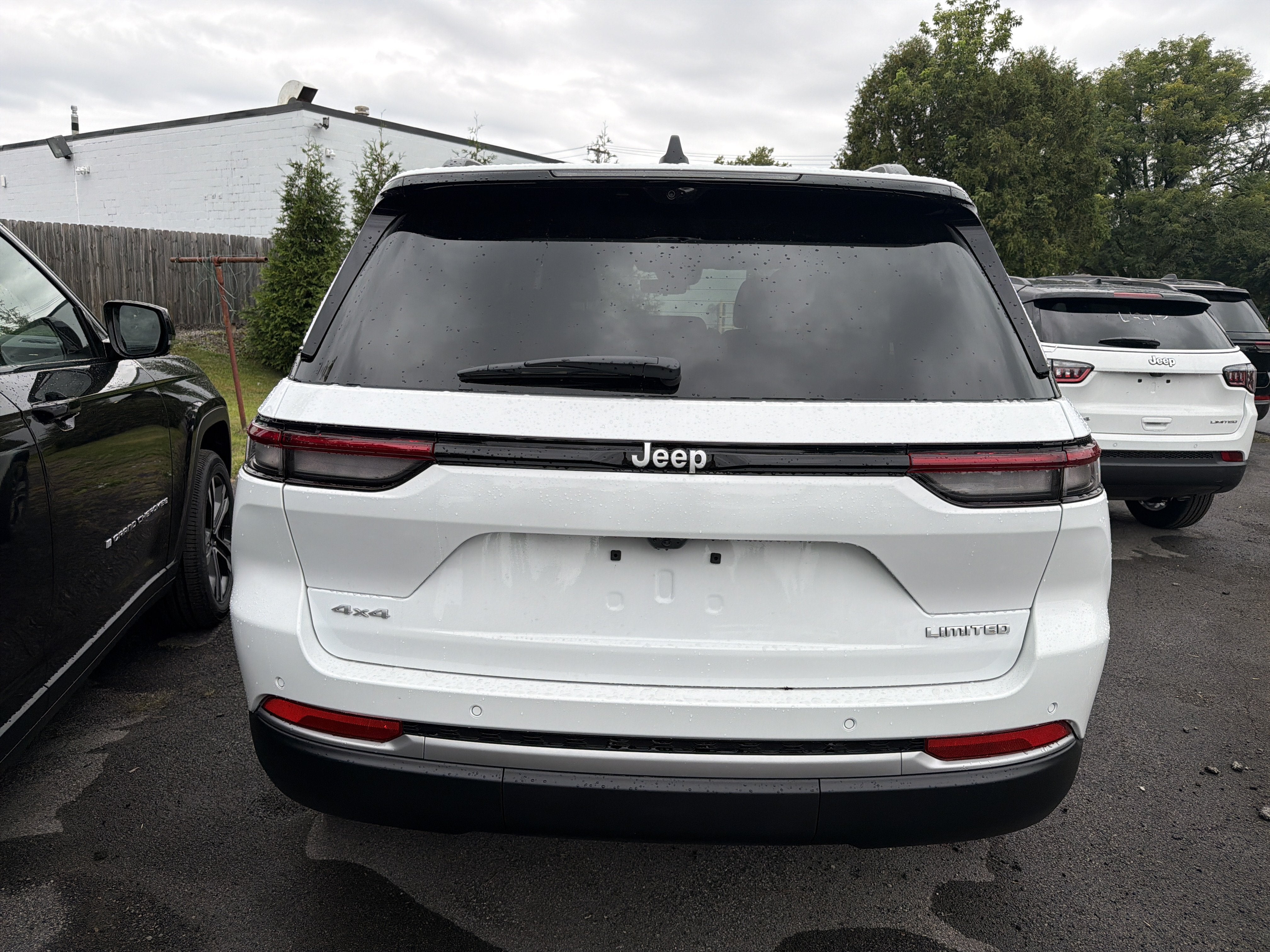 2027 Jeep Grand Cherokee Limited