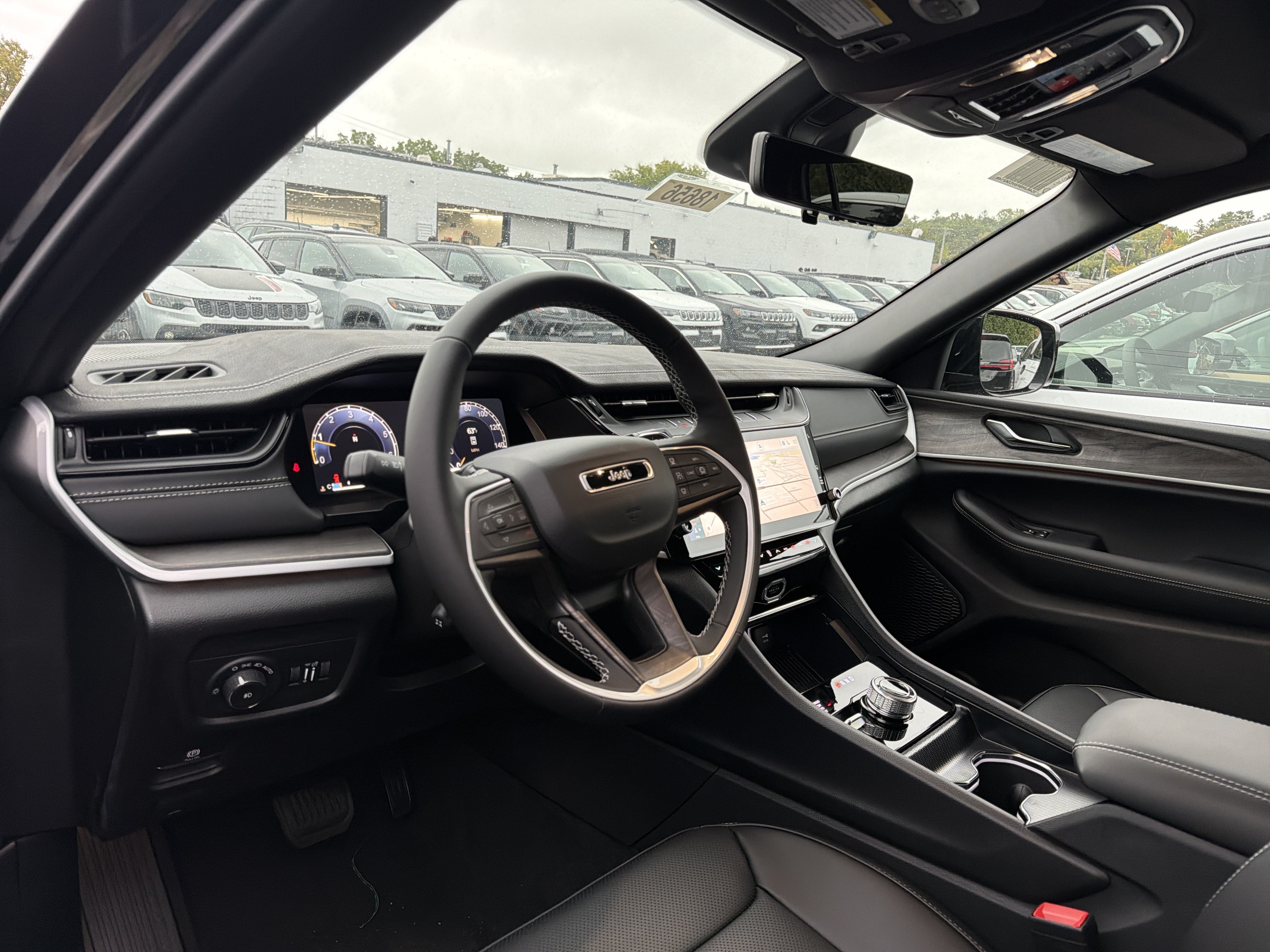 2027 Jeep Grand Cherokee Limited