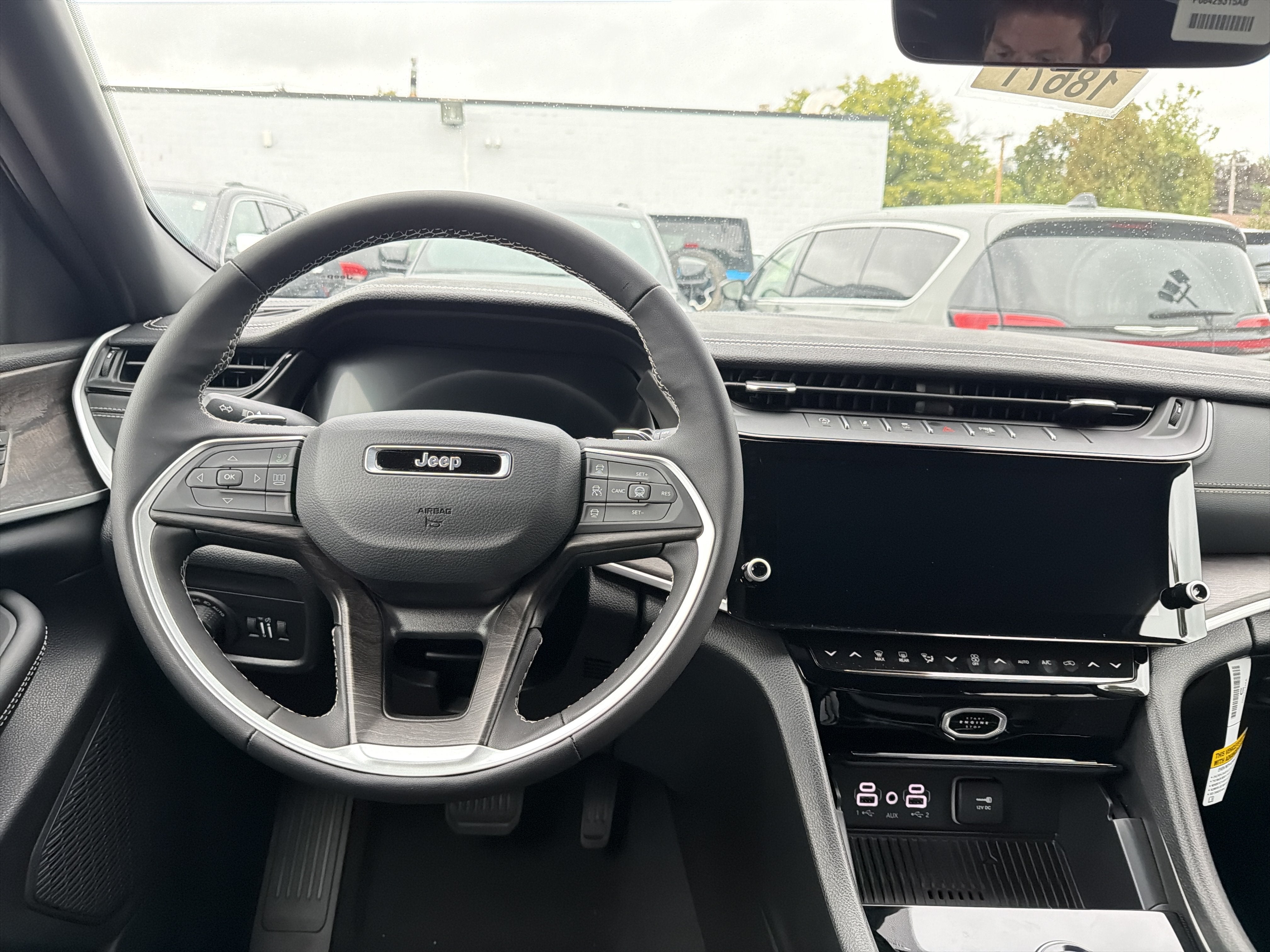 2027 Jeep Grand Cherokee Limited Reserve