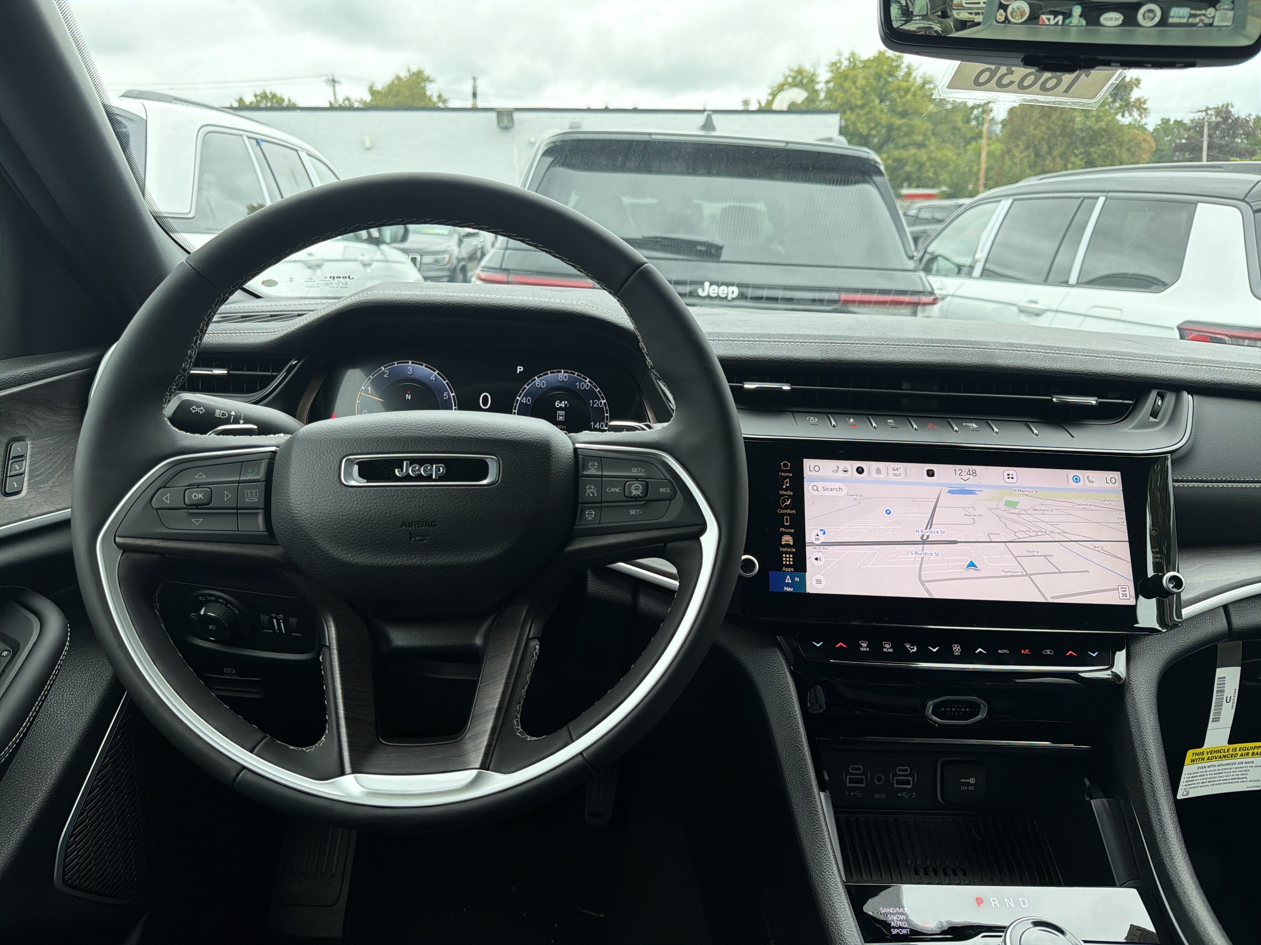 2027 Jeep Grand Cherokee Limited Reserve
