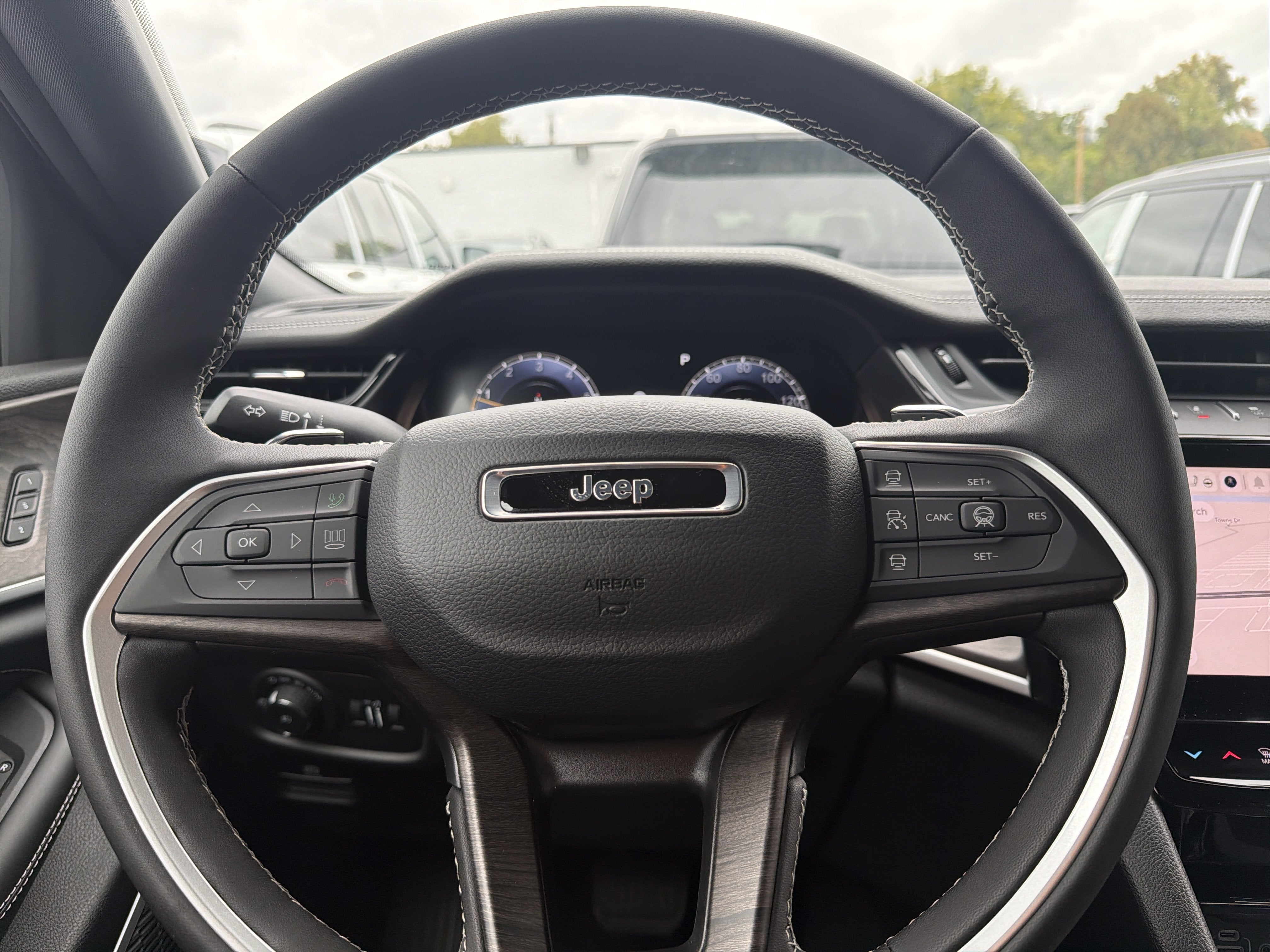 2027 Jeep Grand Cherokee Limited Reserve
