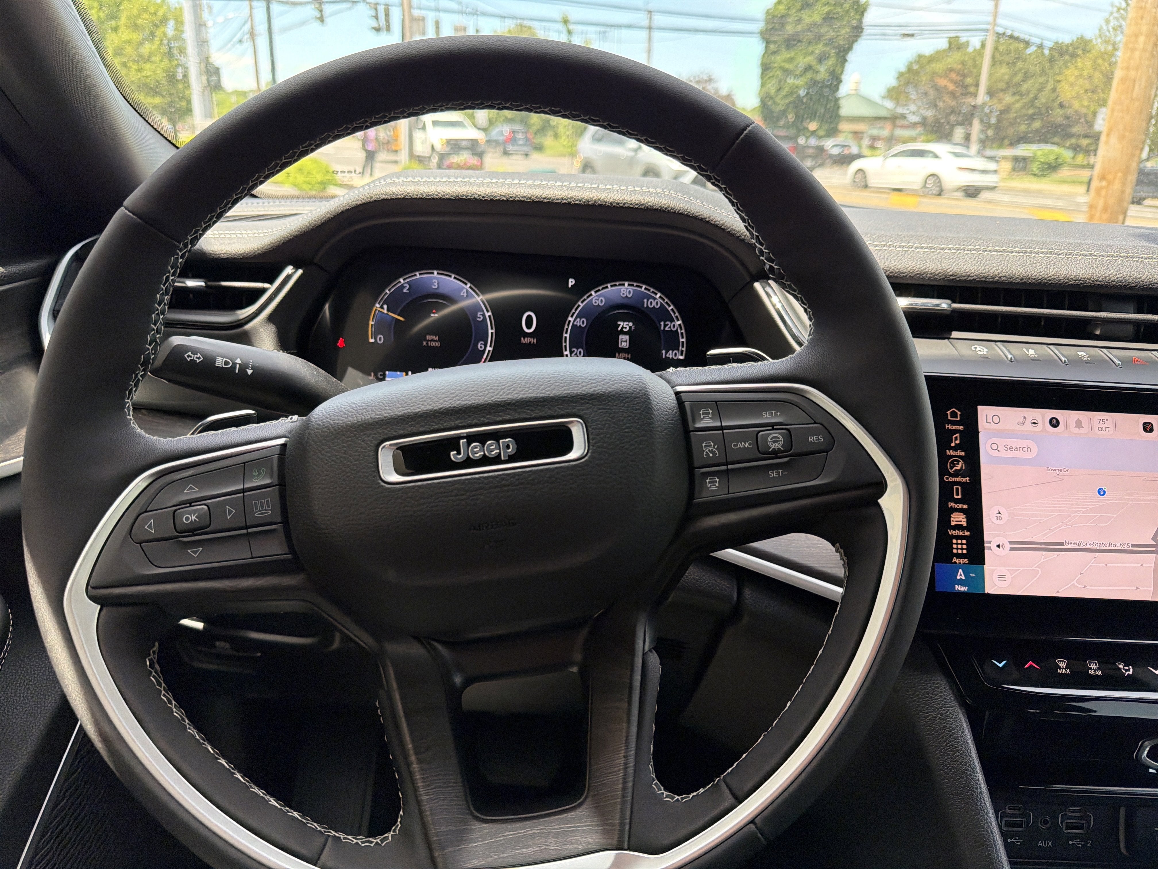 2026 Jeep Grand Cherokee Limited Reserve