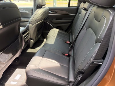 2026 Jeep Grand Cherokee Limited Reserve