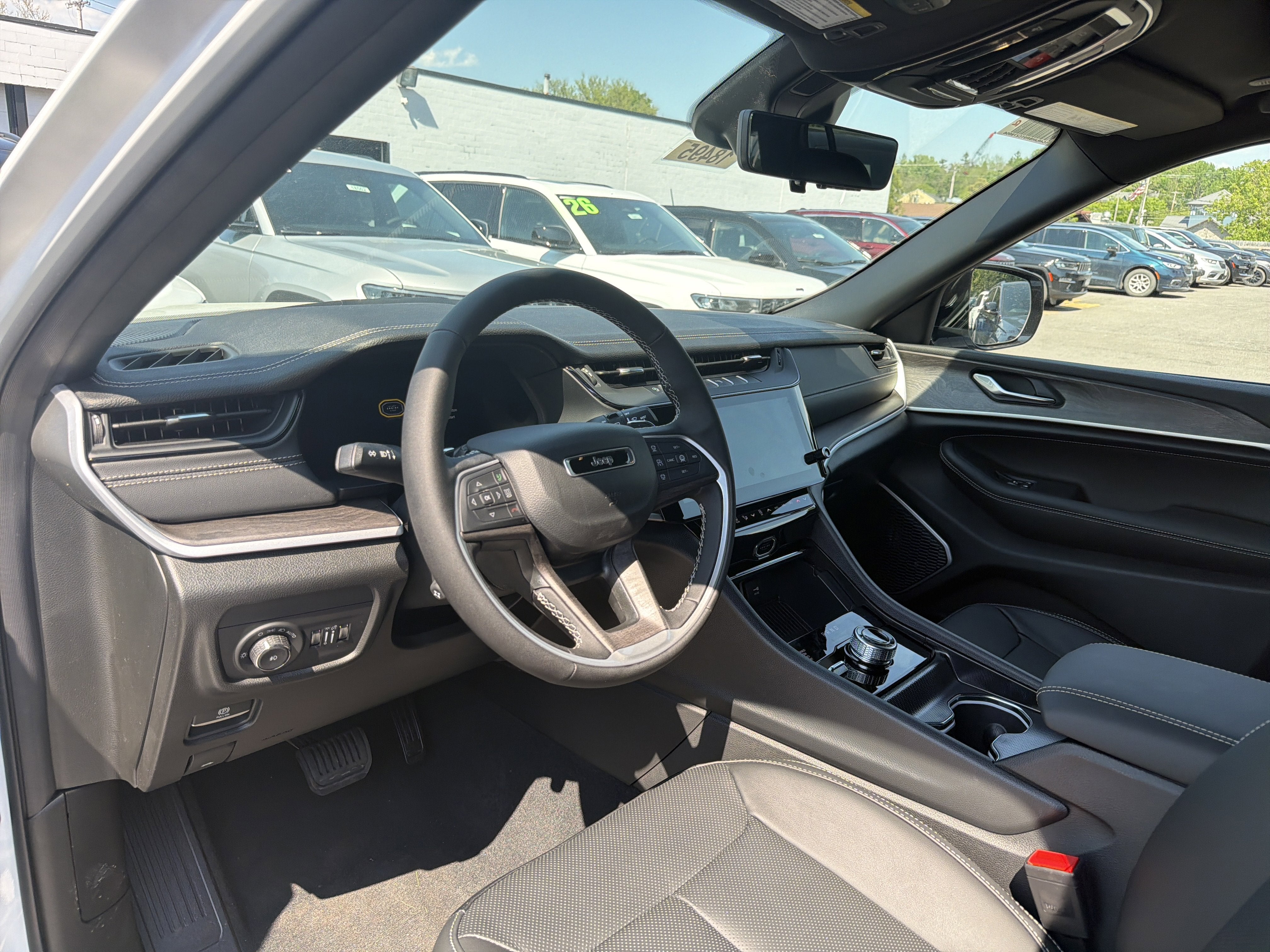 2026 Jeep Grand Cherokee Limited Reserve
