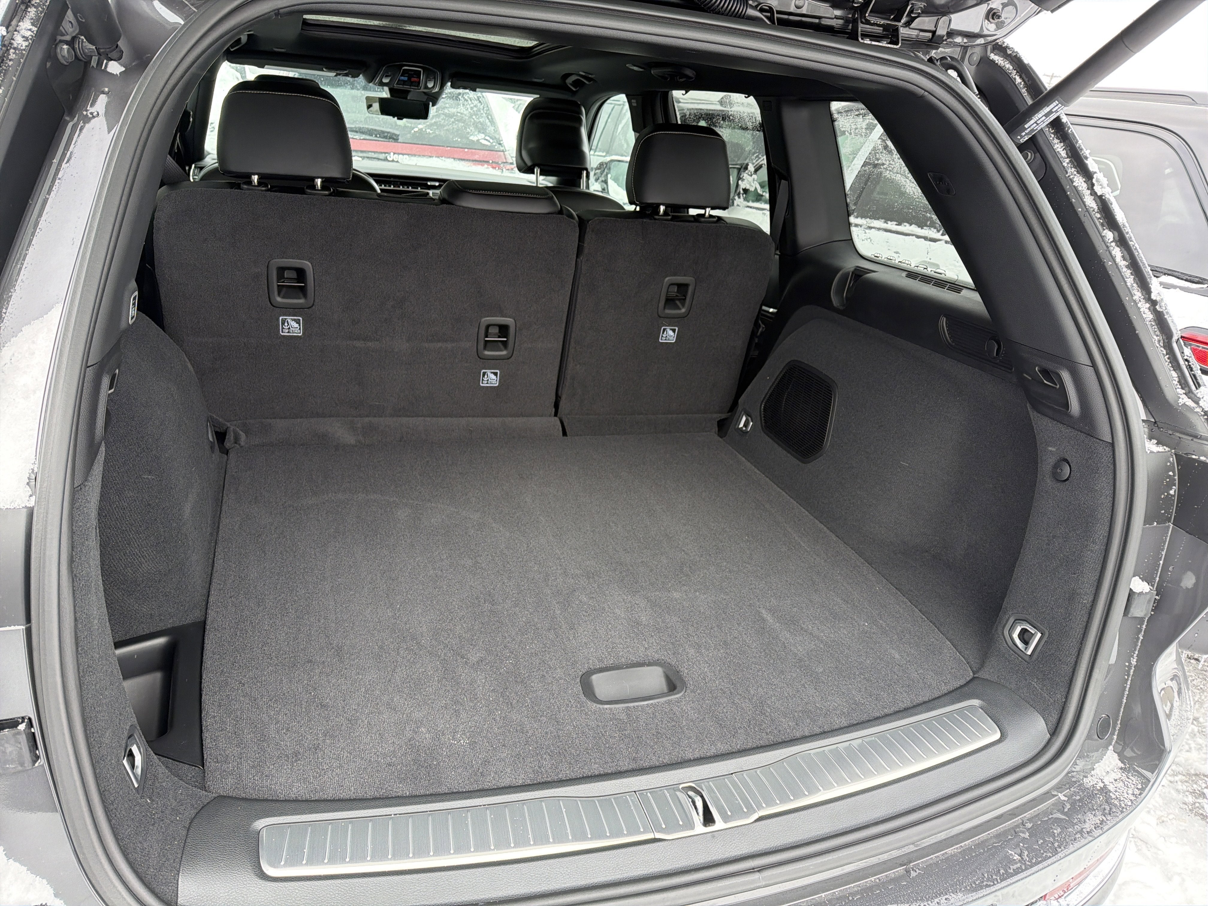 2025 Jeep Grand Cherokee Overland