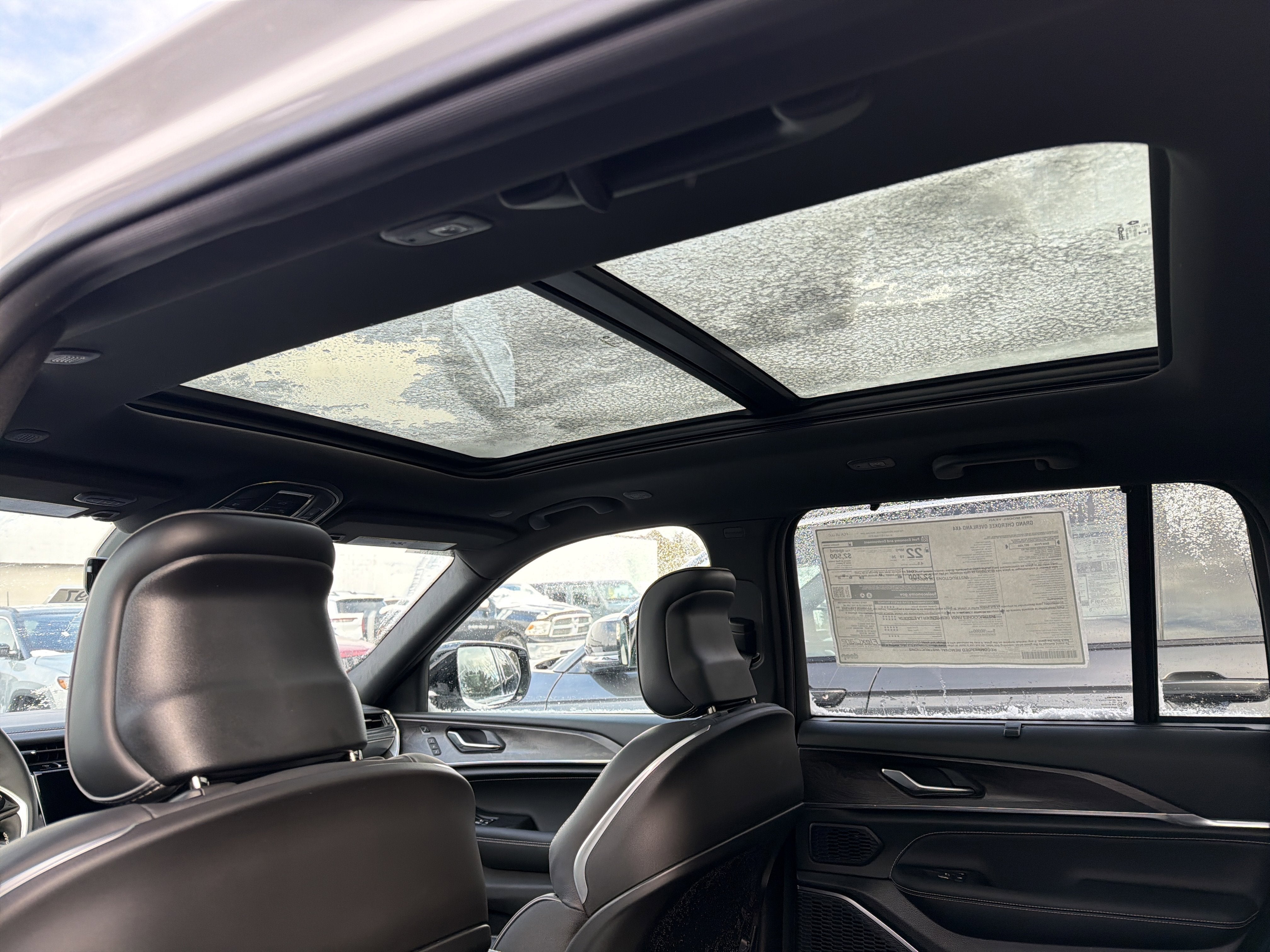 2025 Jeep Grand Cherokee Overland