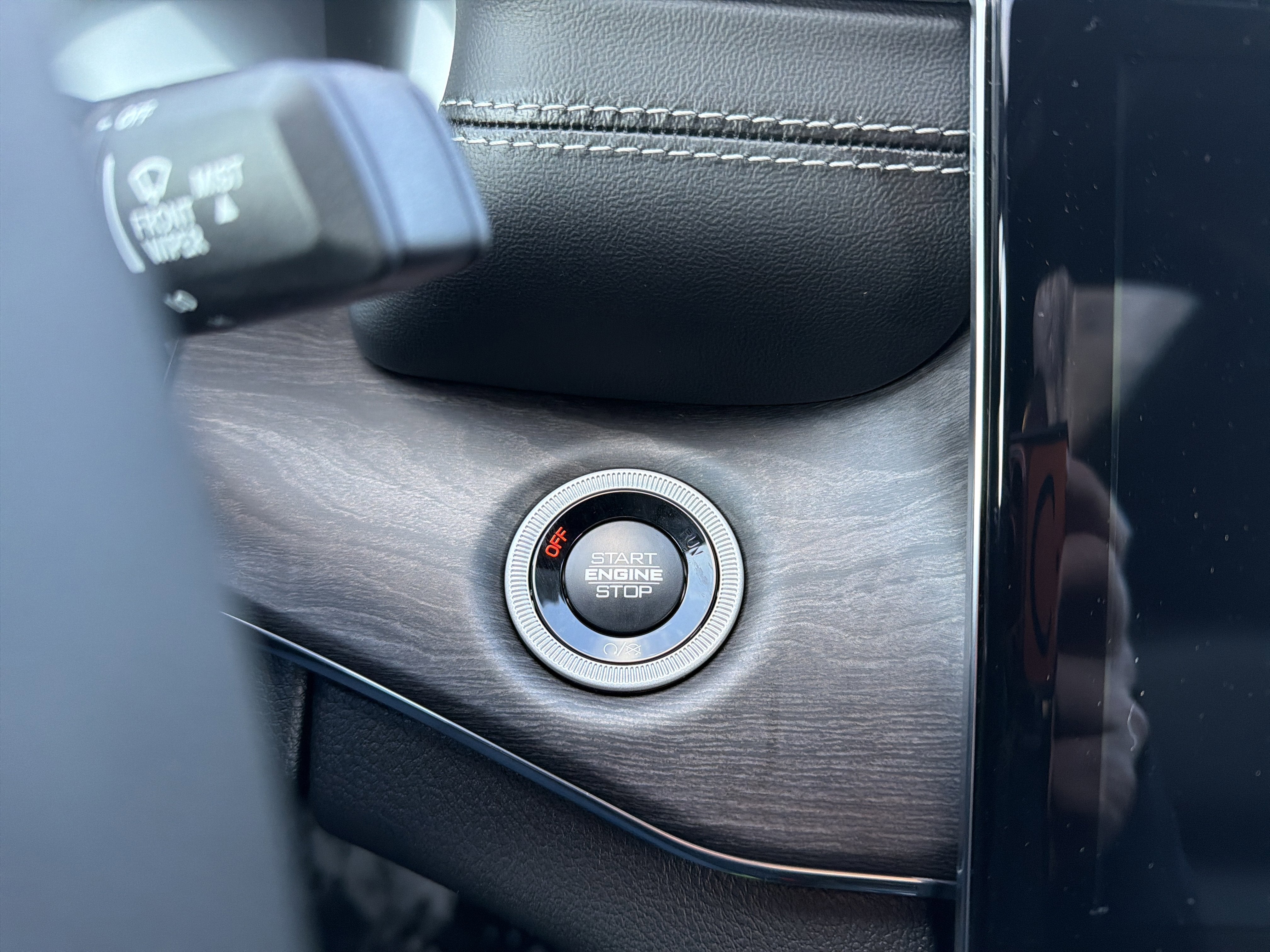 2025 Jeep Grand Cherokee Overland