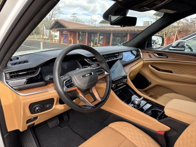 2025 Jeep Grand Cherokee Summit Reserve