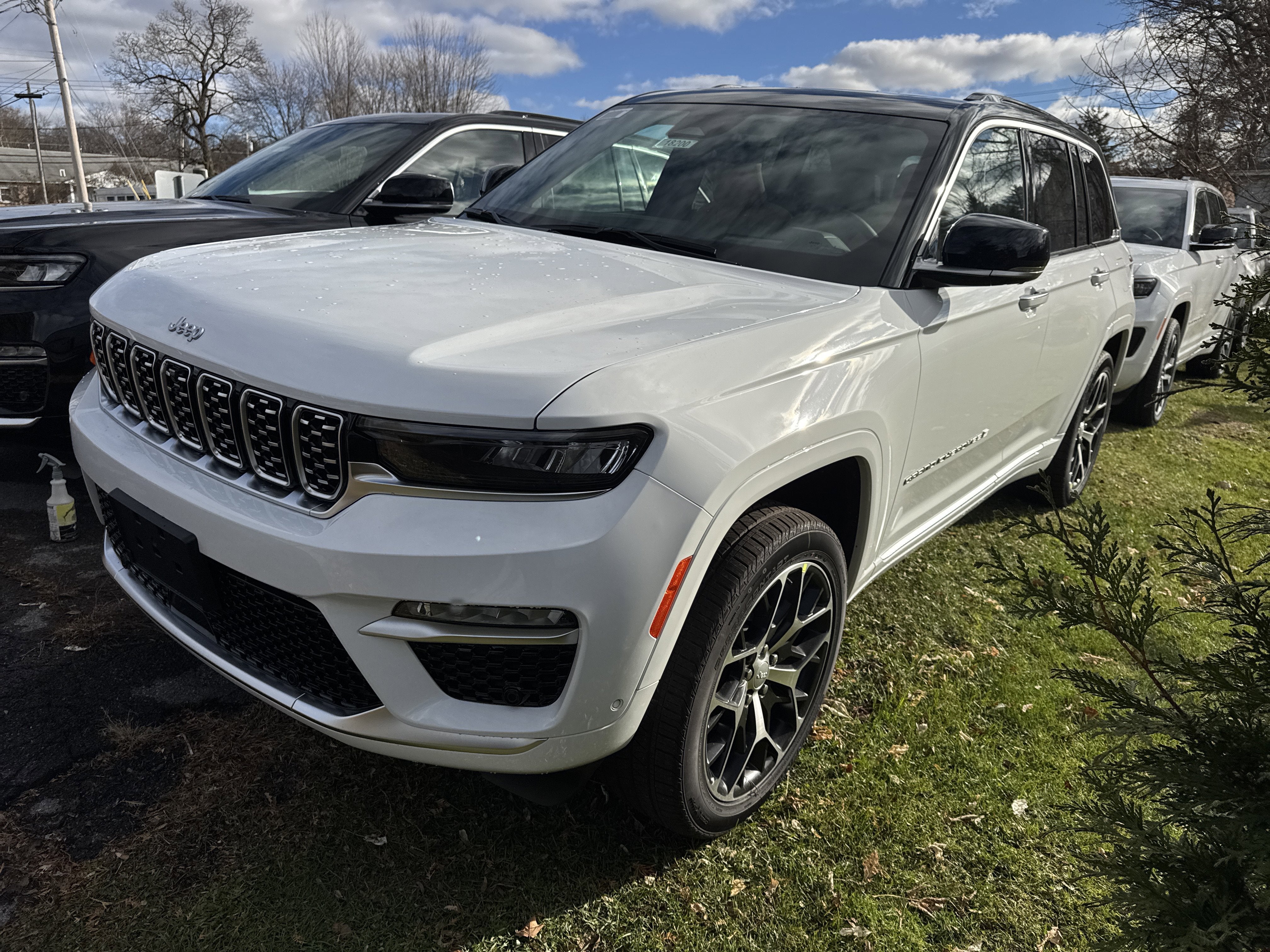 2025 Jeep Grand Cherokee Summit Reserve