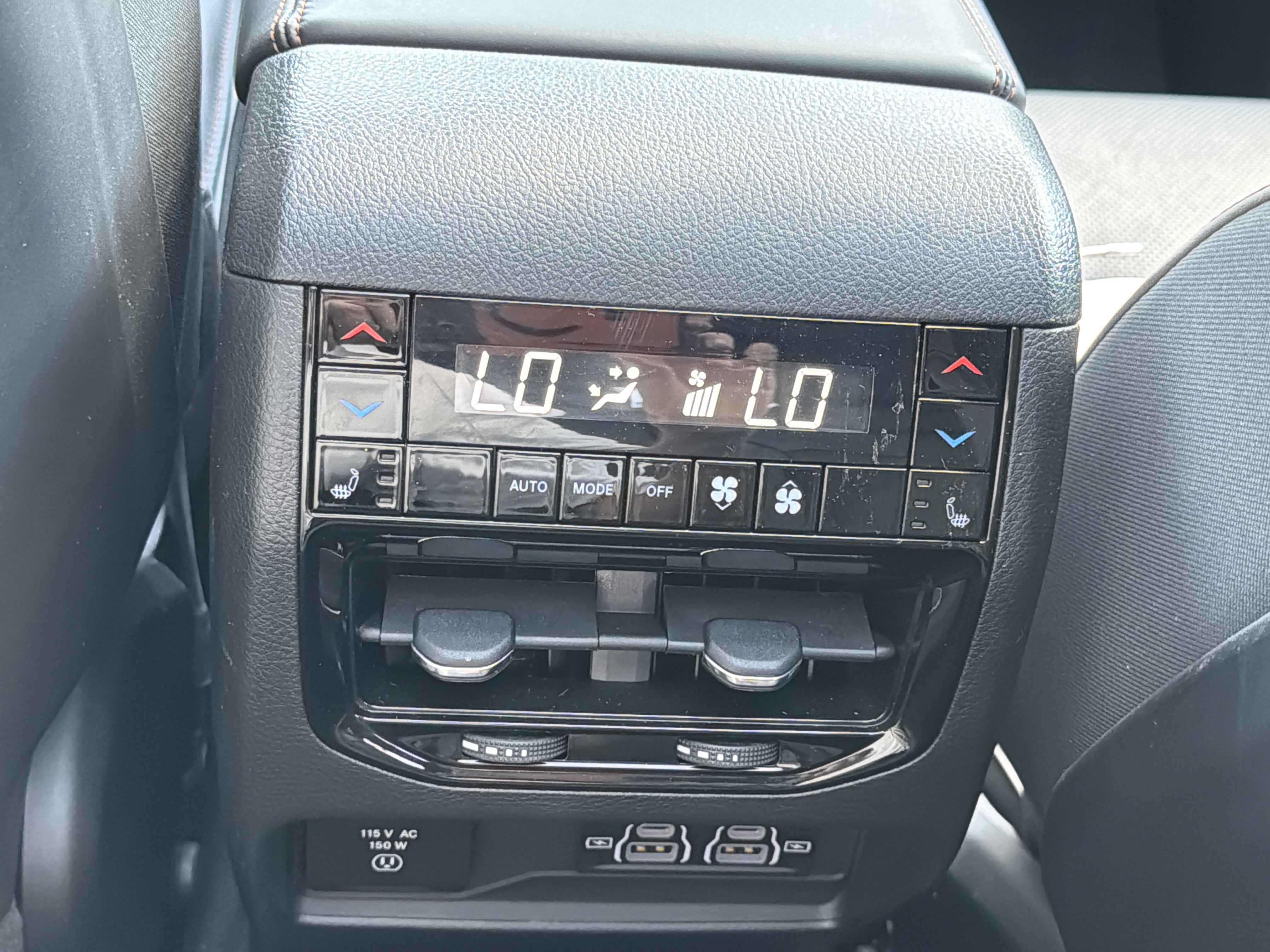 2023 Jeep Grand Cherokee Summit
