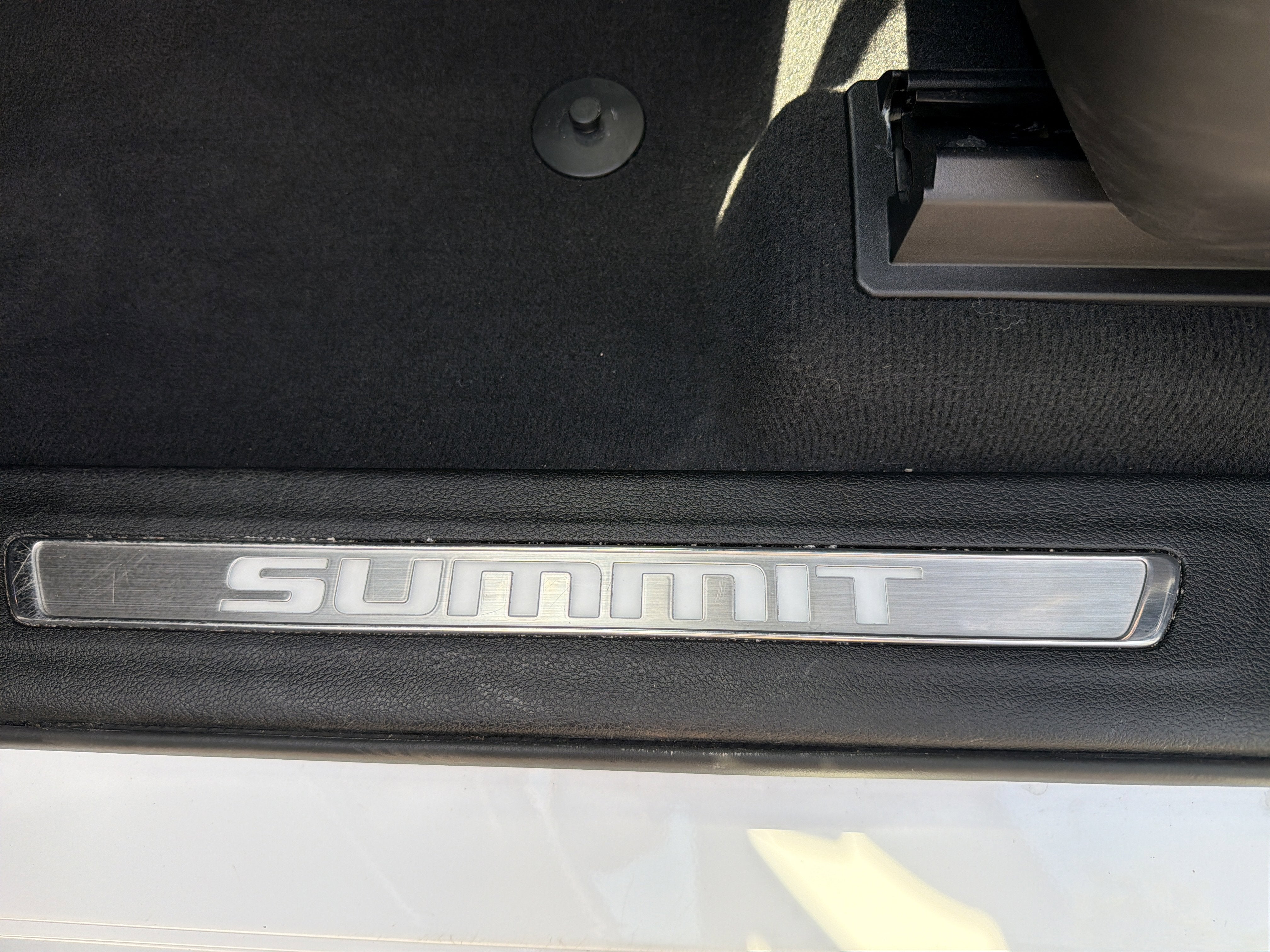2023 Jeep Grand Cherokee Summit
