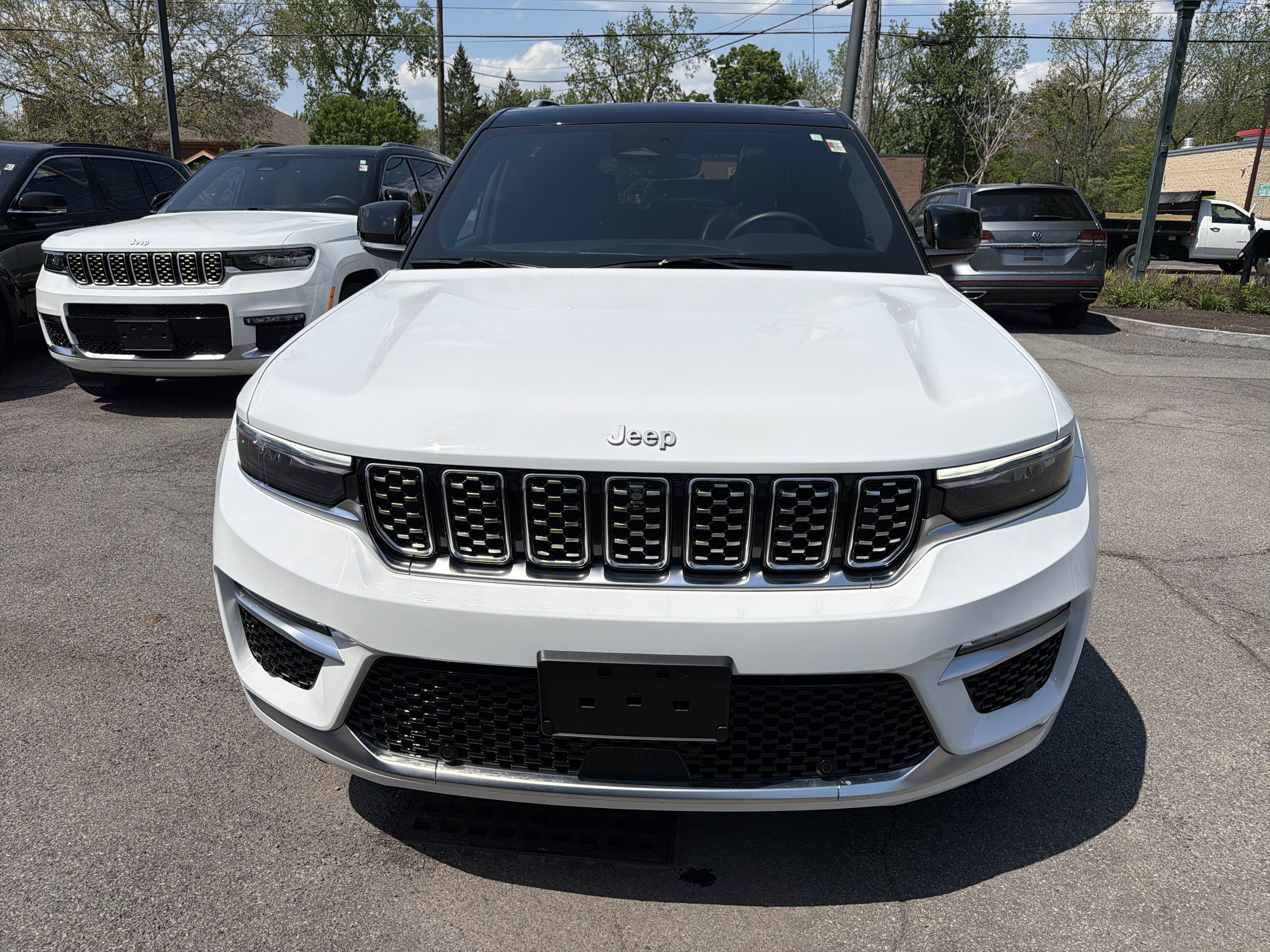 2023 Jeep Grand Cherokee Summit