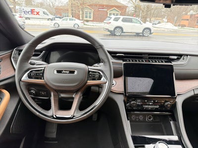 2025 Jeep Grand Cherokee Summit