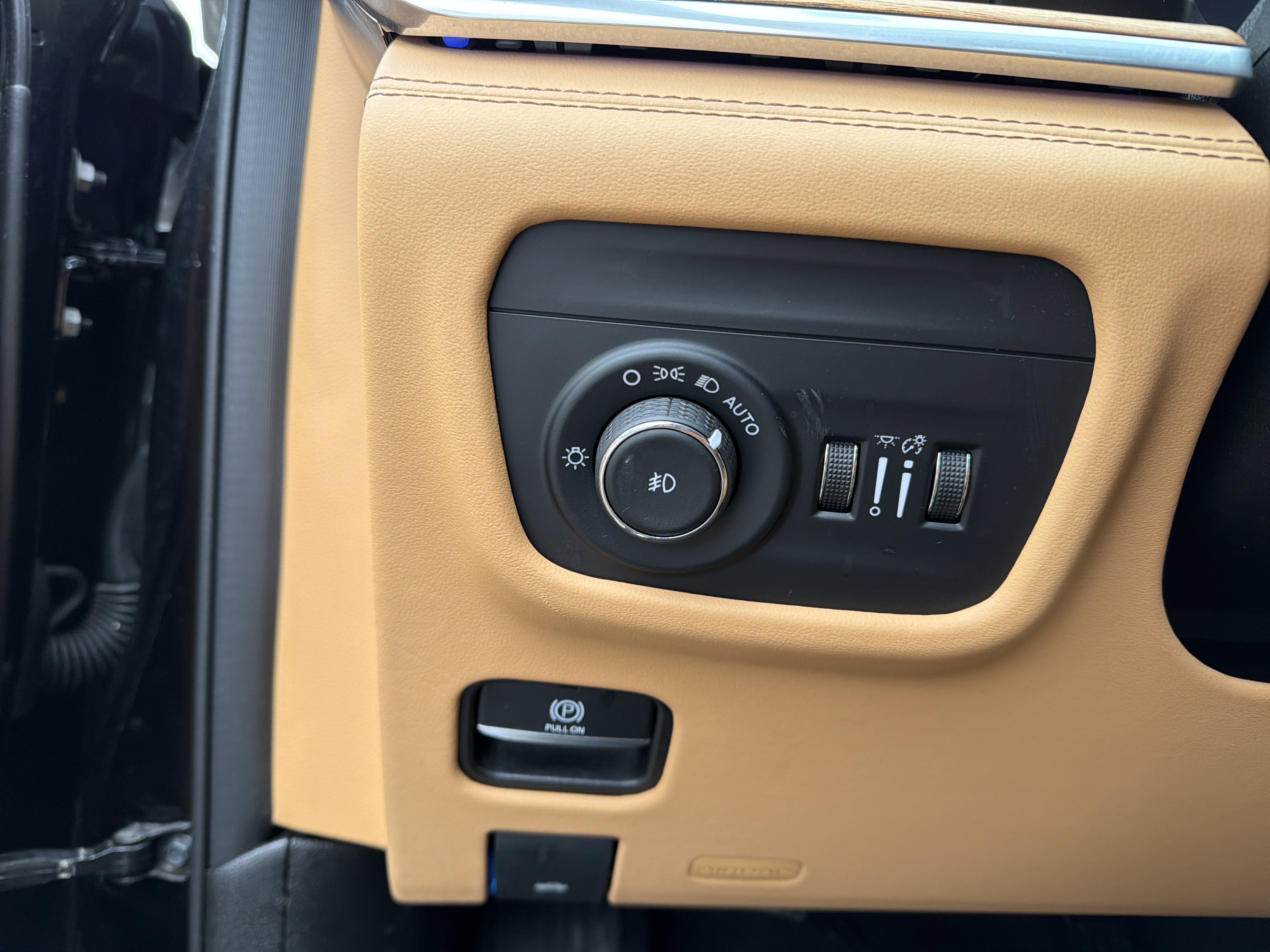 2022 Jeep Grand Cherokee Summit Reserve