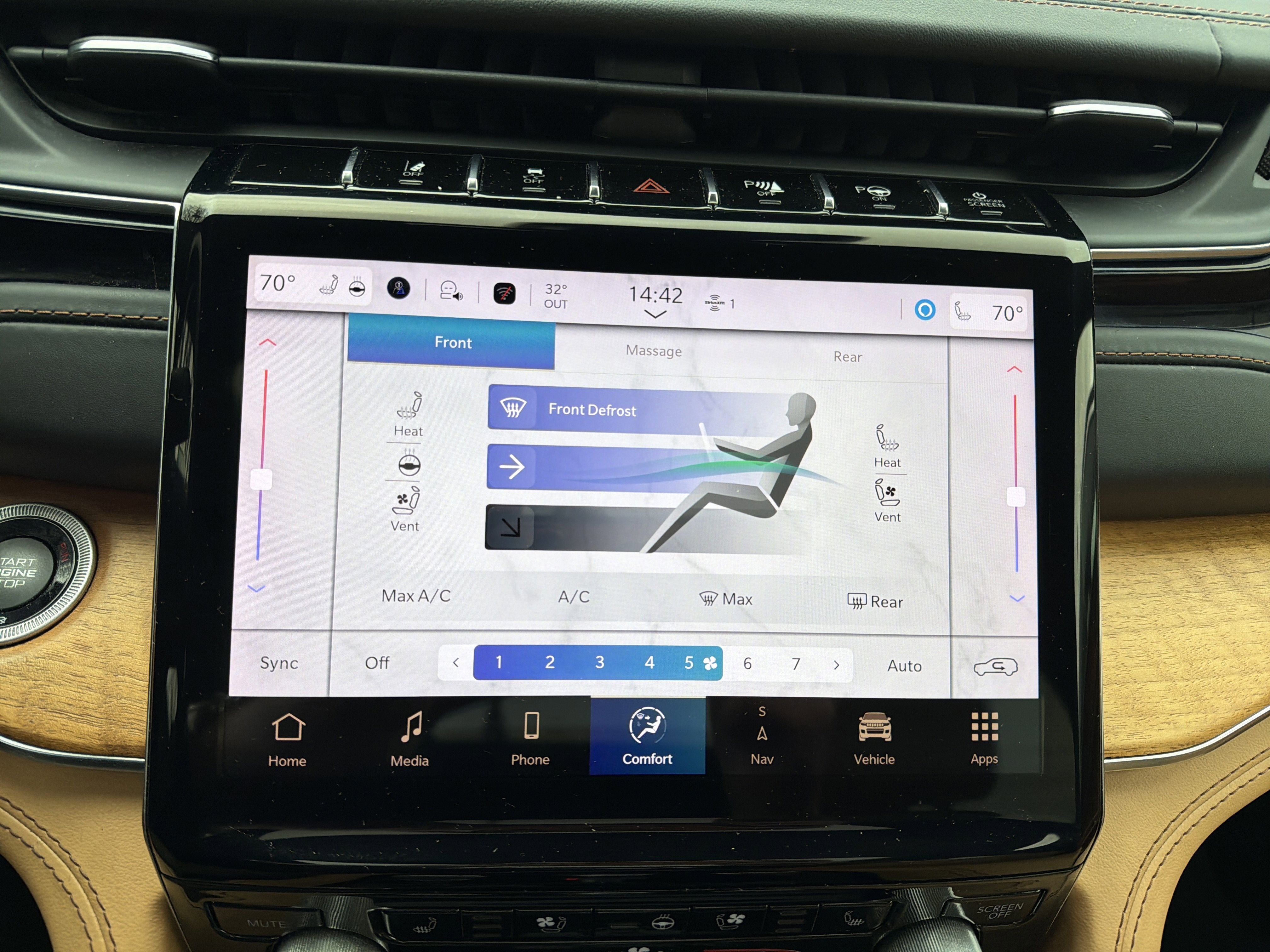 2022 Jeep Grand Cherokee Summit Reserve