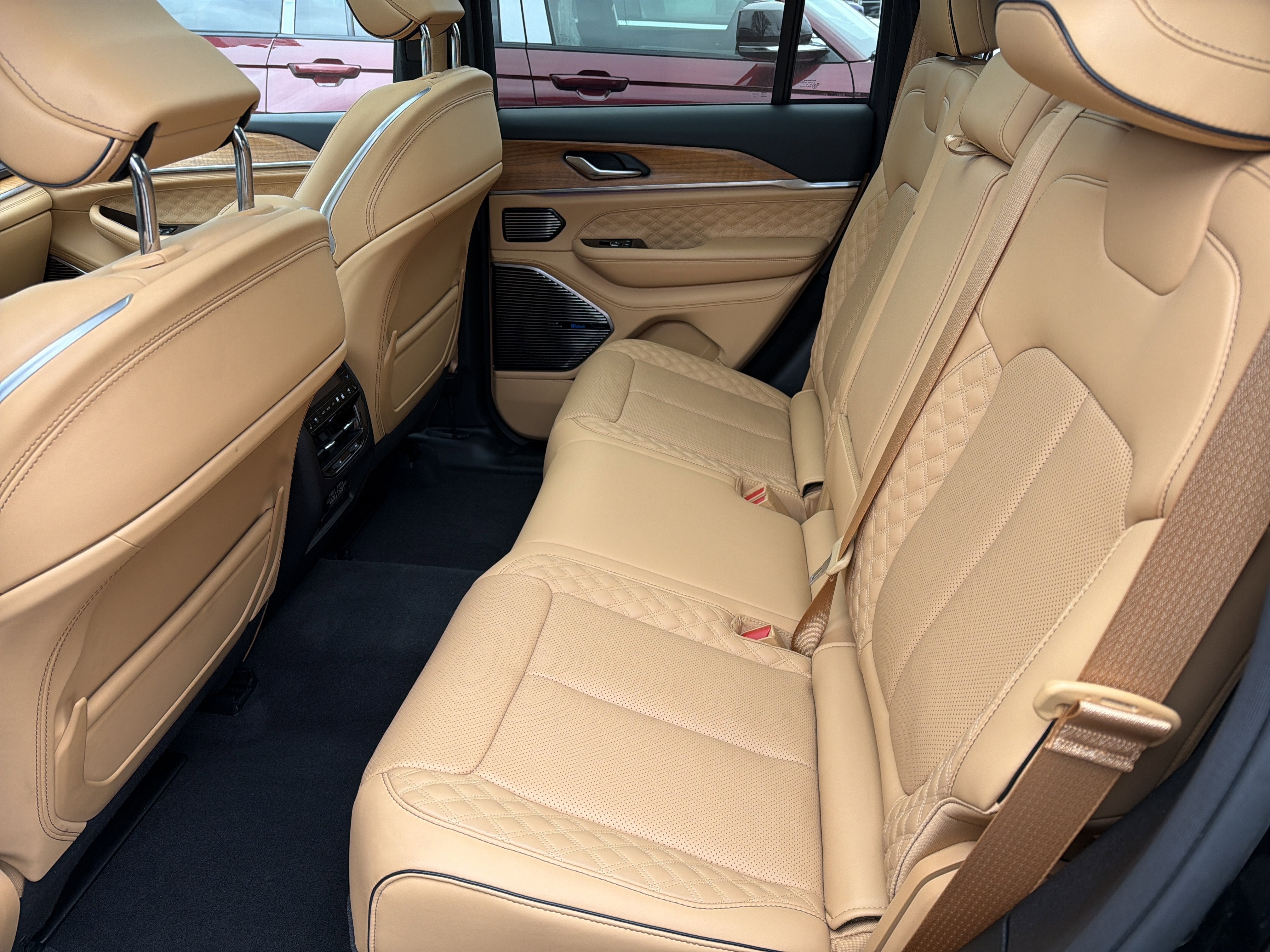 2022 Jeep Grand Cherokee Summit Reserve