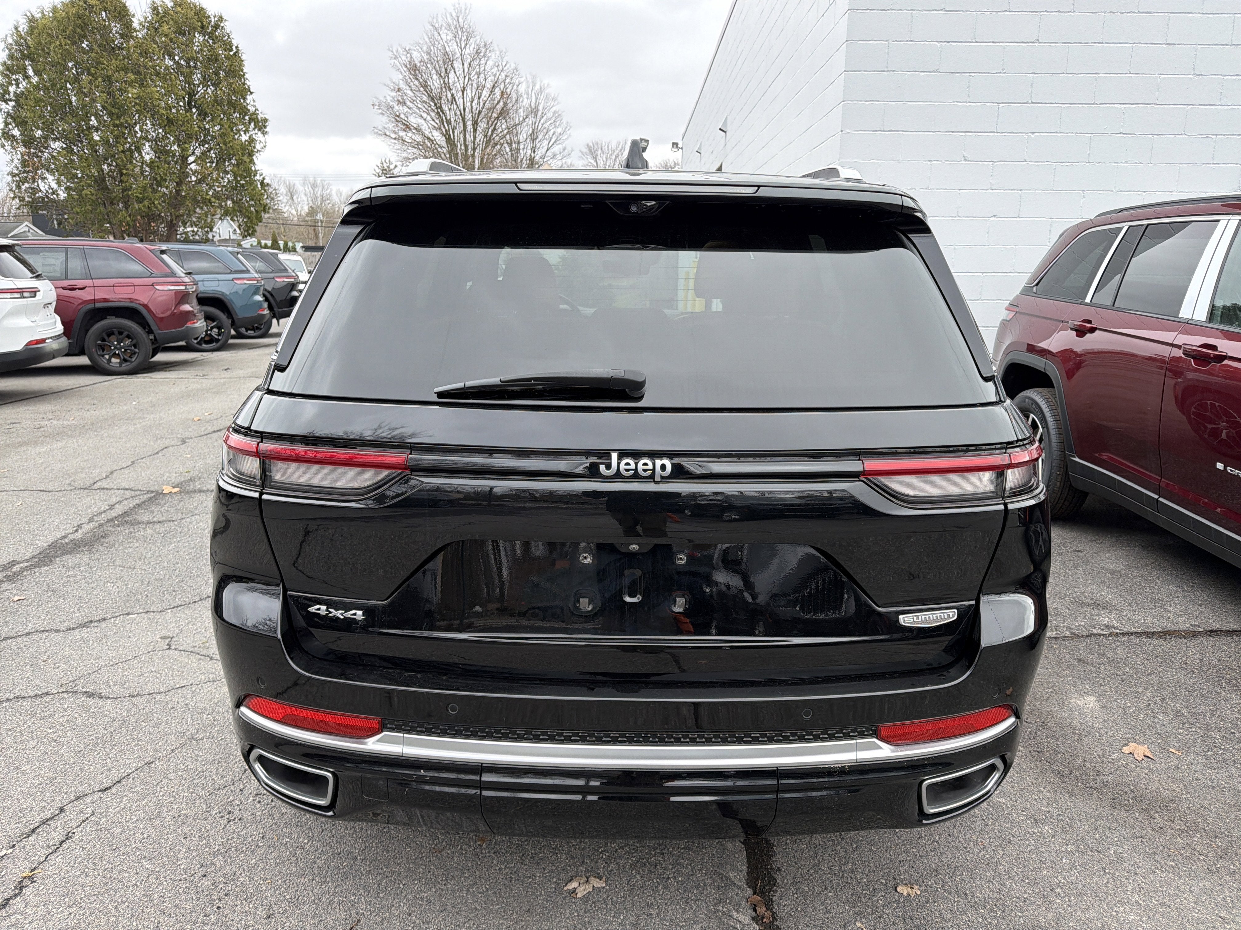 2022 Jeep Grand Cherokee Summit Reserve