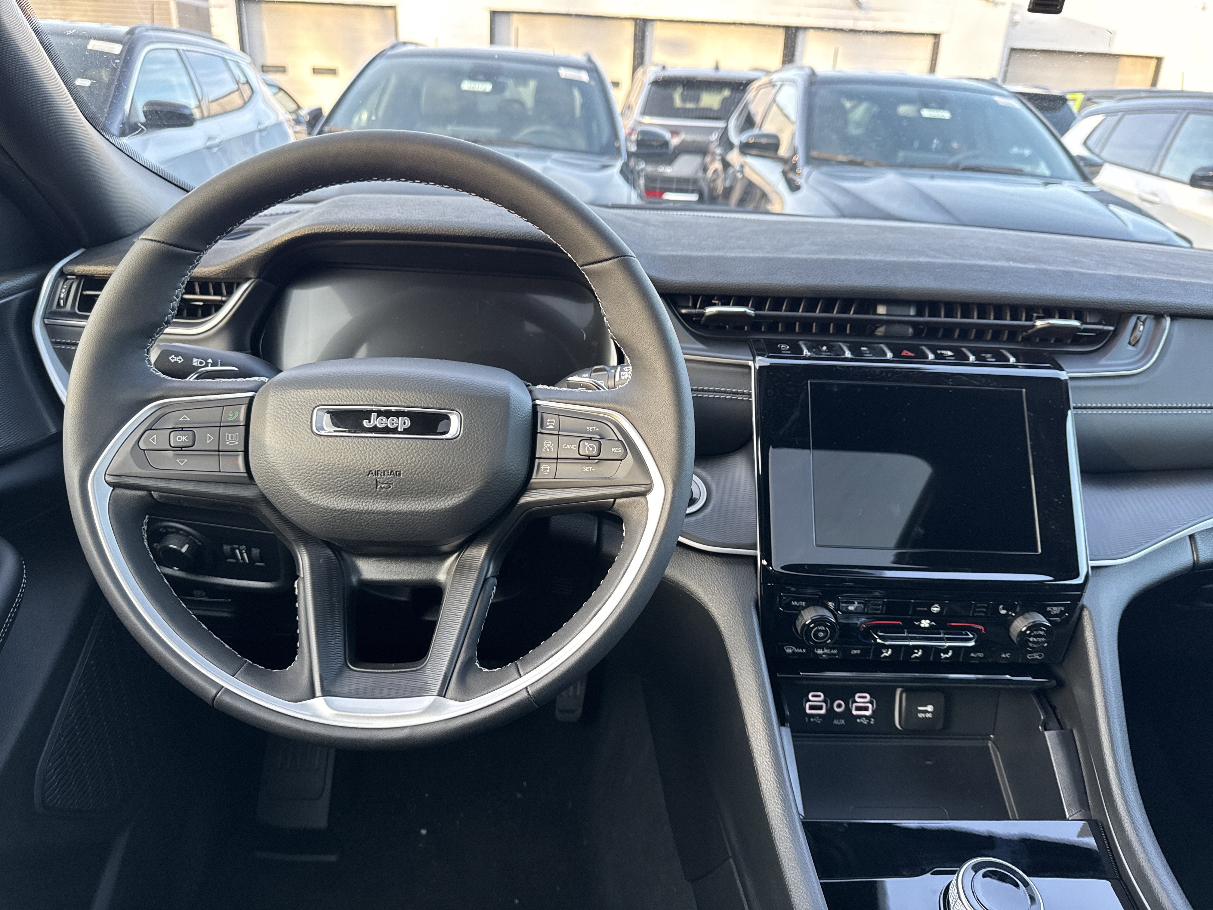 2025 Jeep Grand Cherokee L Laredo X