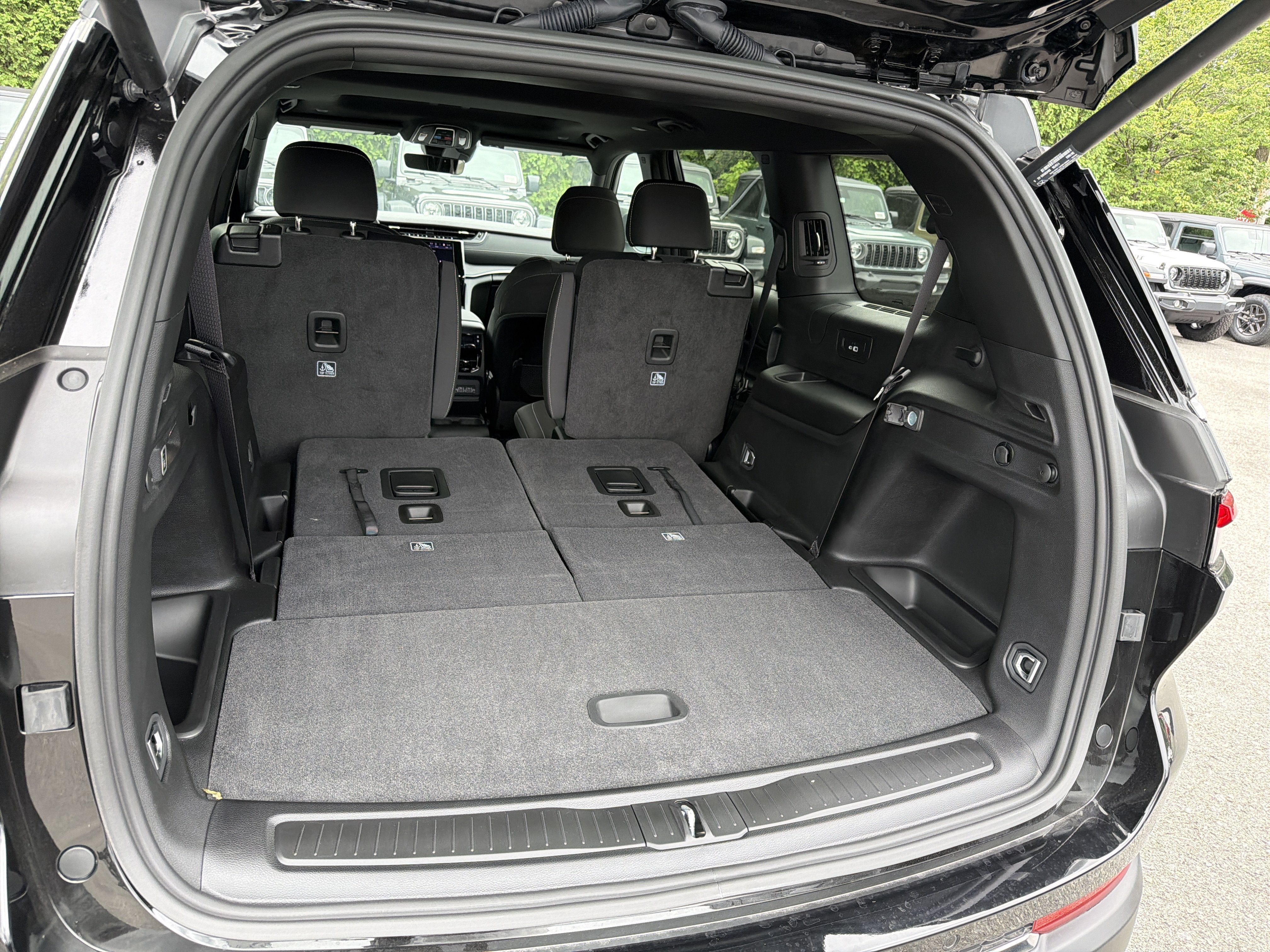 2026 Jeep Grand Cherokee L Laredo X
