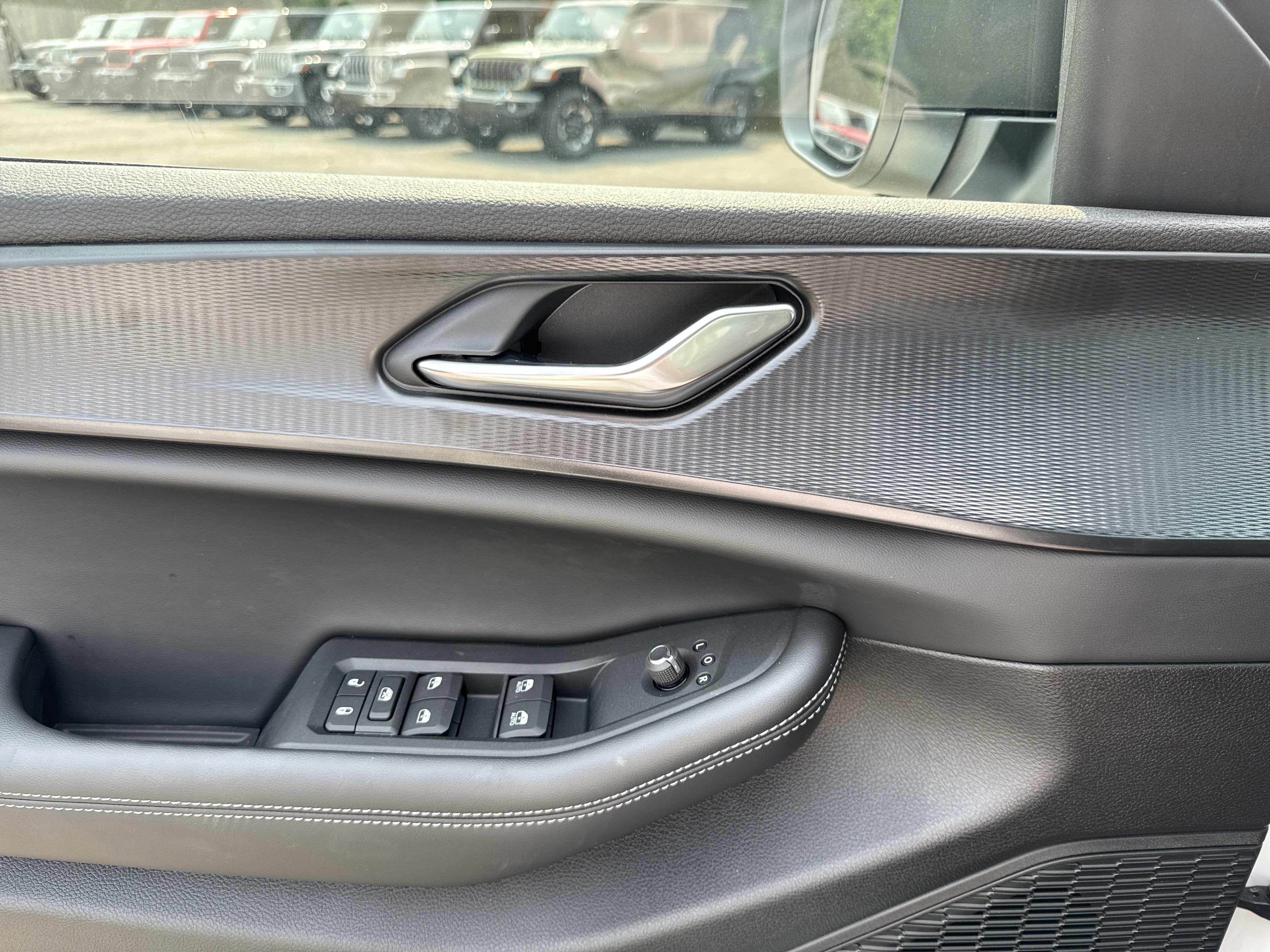 2025 Jeep Grand Cherokee L Laredo X