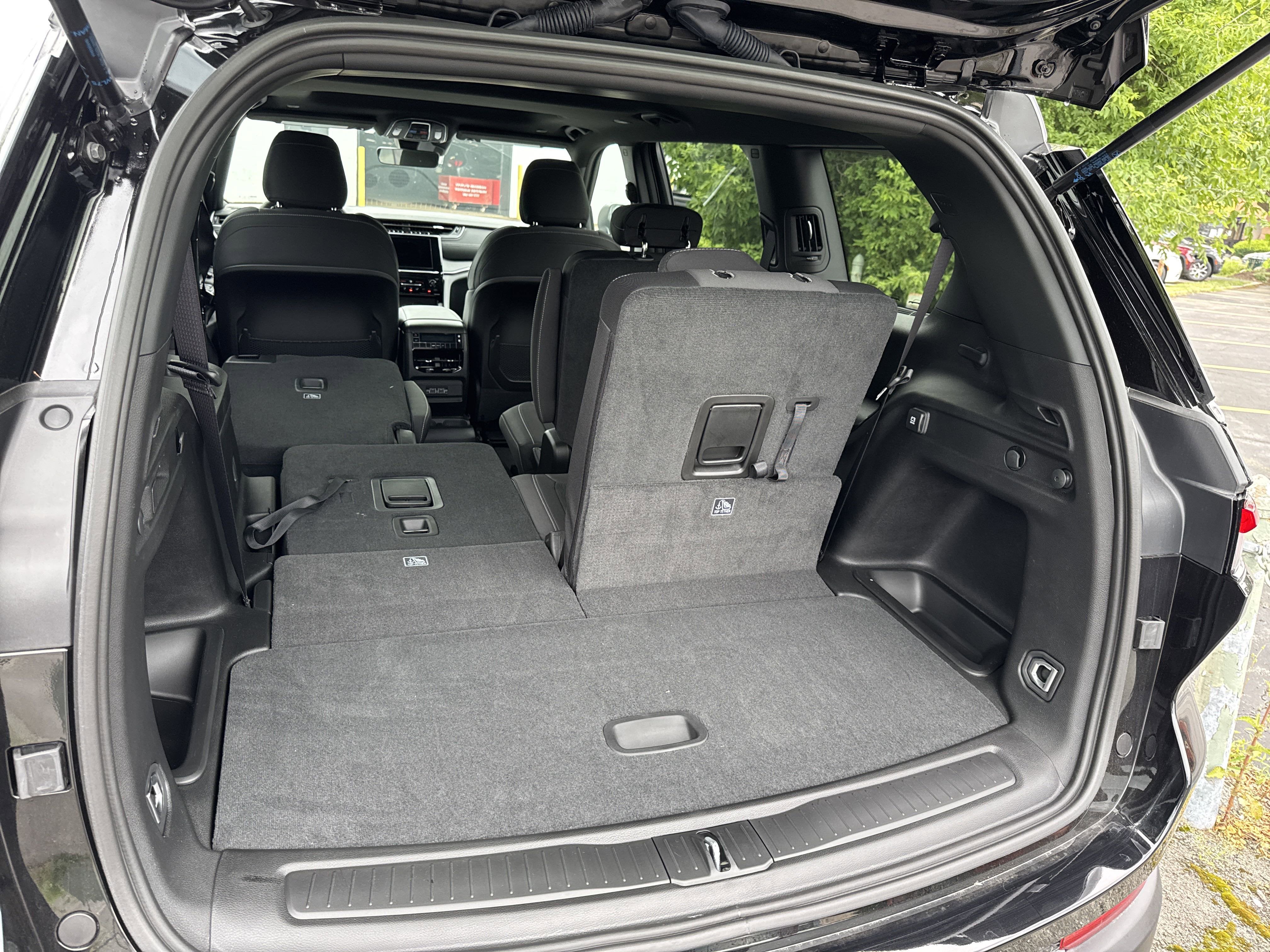 2025 Jeep Grand Cherokee L Laredo X