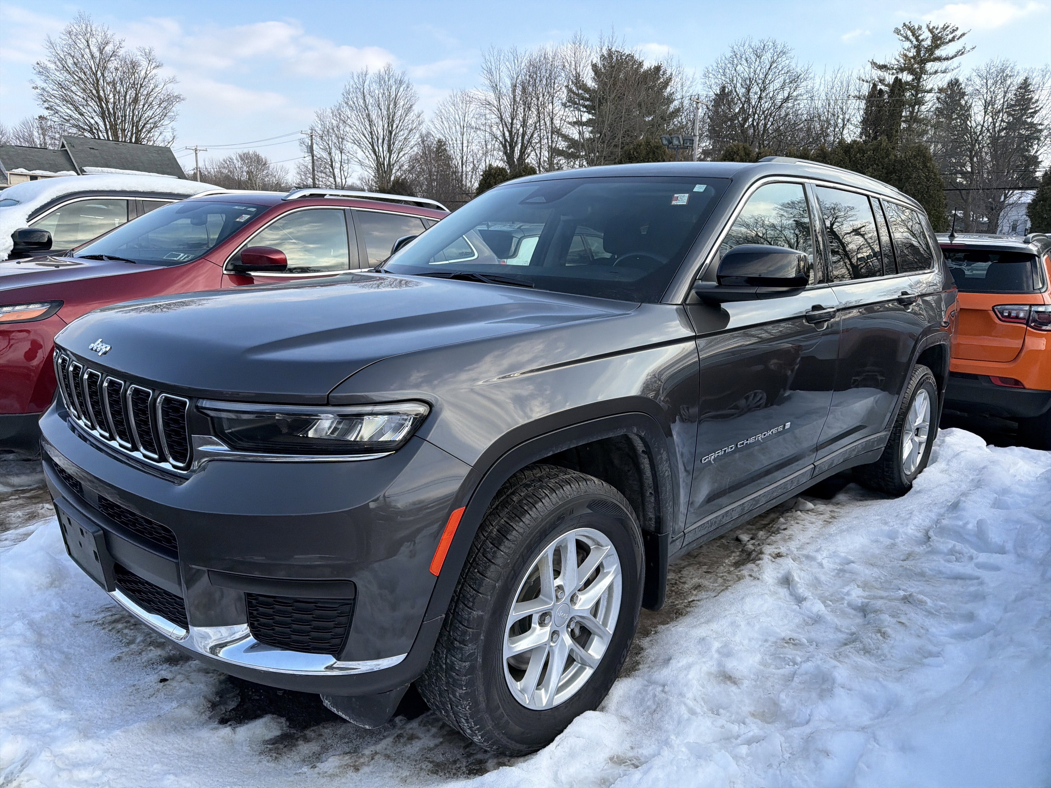 2022 Jeep Grand Cherokee L Laredo