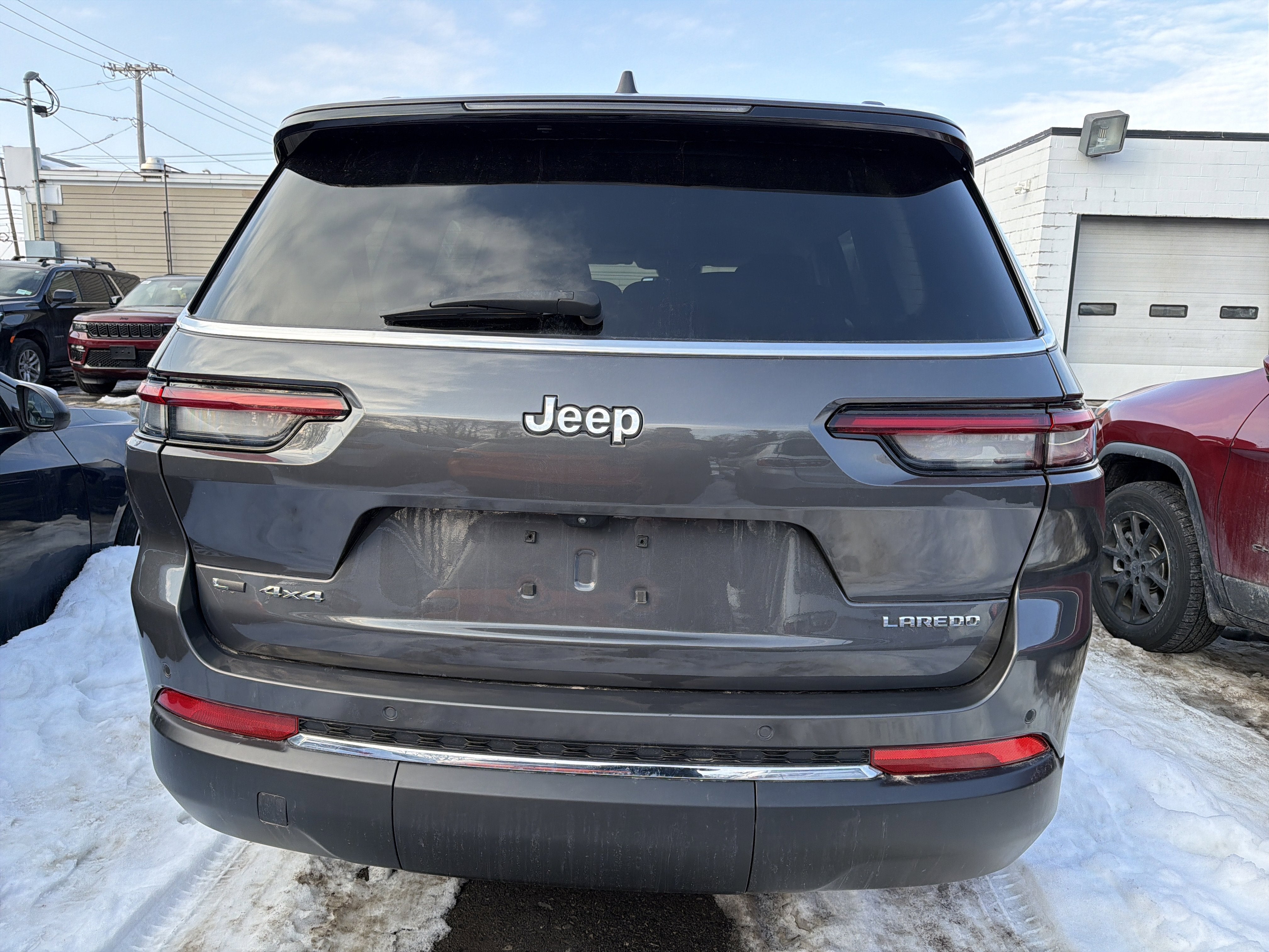 2022 Jeep Grand Cherokee L Laredo