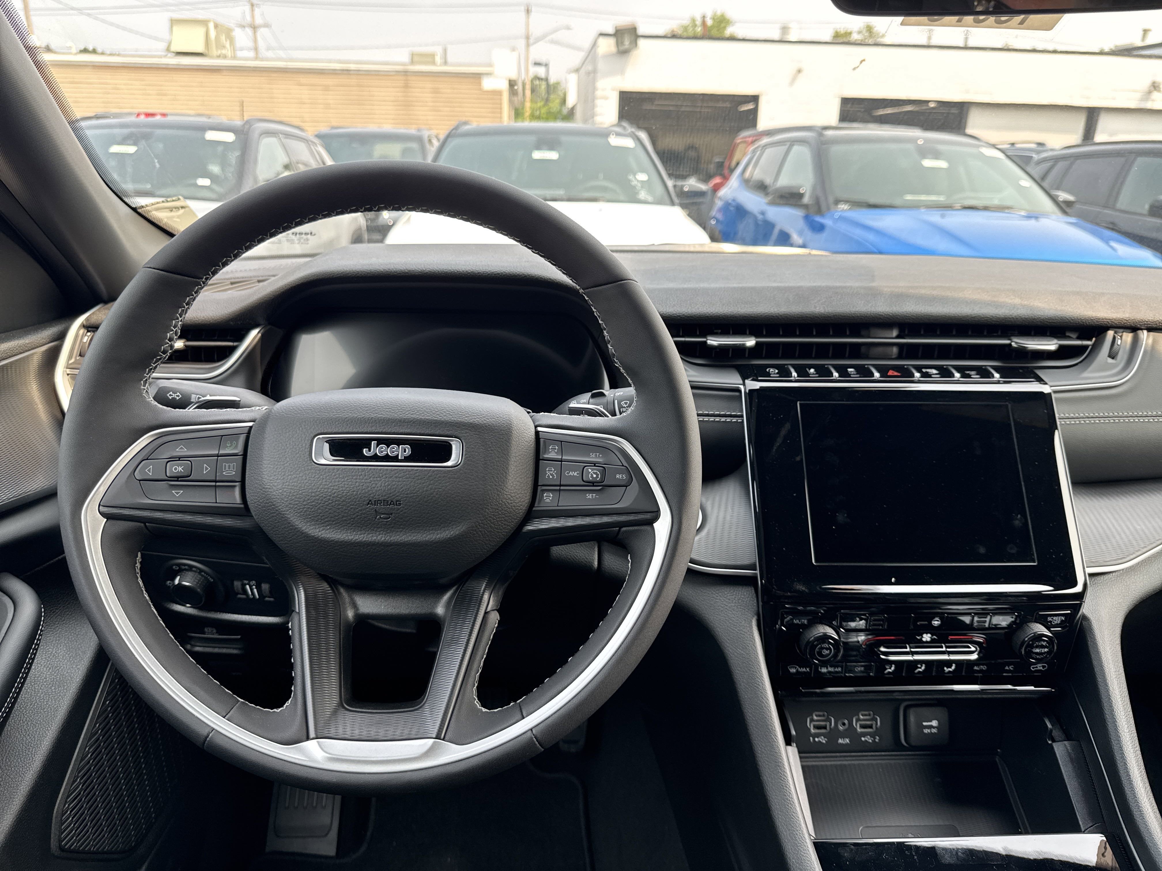 2025 Jeep Grand Cherokee L Altitude X