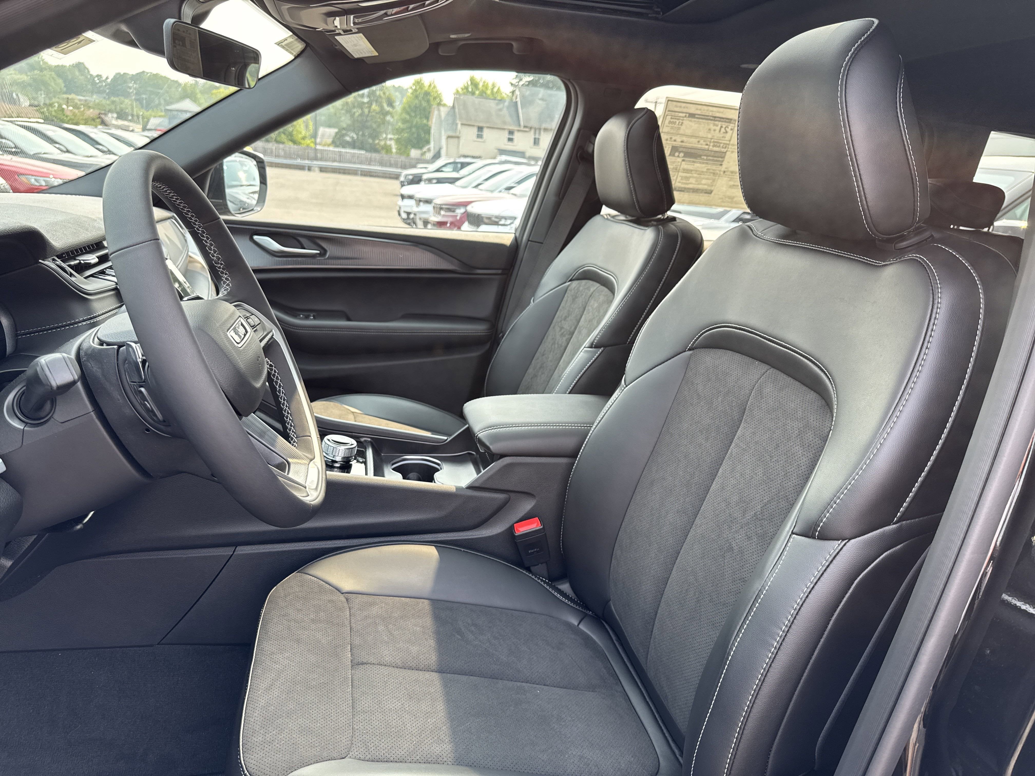 2025 Jeep Grand Cherokee L Altitude X