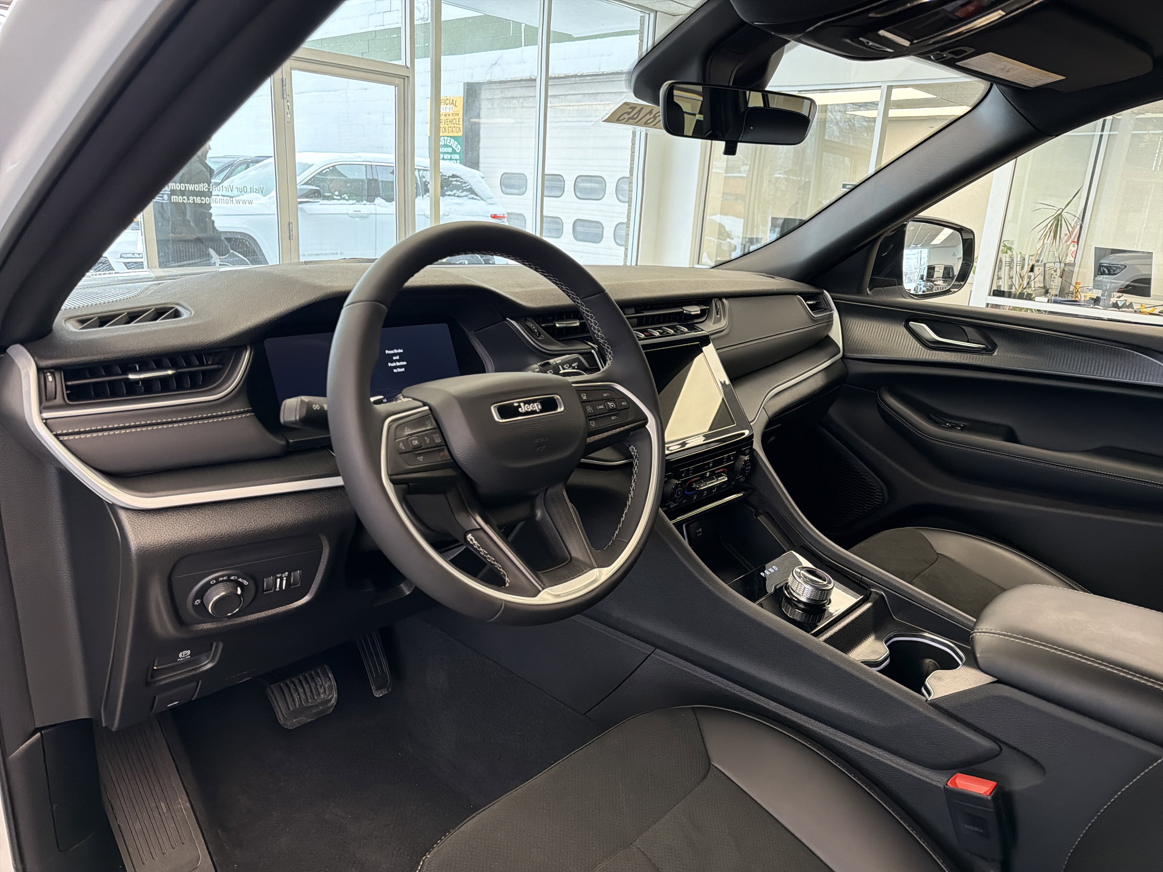 2025 Jeep Grand Cherokee L Altitude