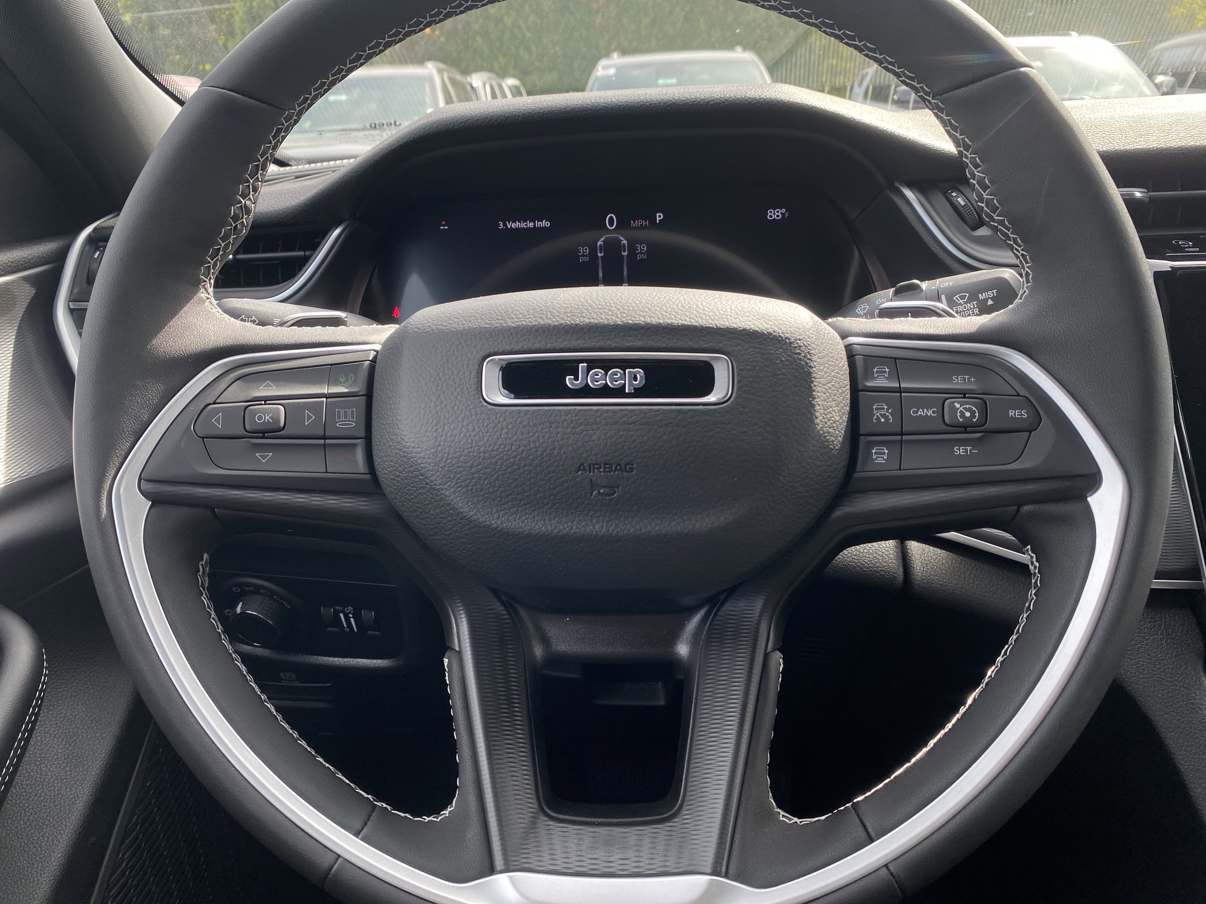 2025 Jeep Grand Cherokee L Altitude