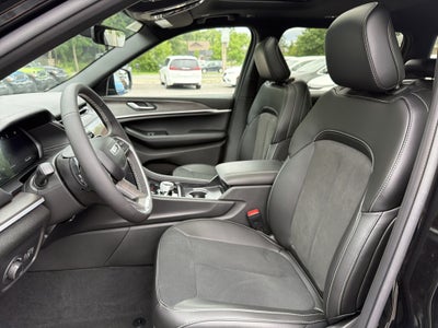 2026 Jeep Grand Cherokee L Laredo Altitude