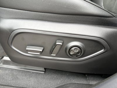 2026 Jeep Grand Cherokee L Laredo Altitude