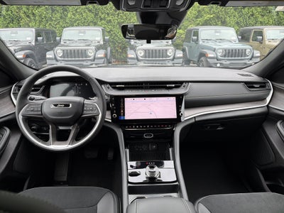 2026 Jeep Grand Cherokee L Laredo Altitude