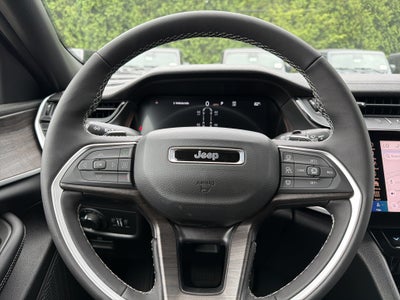 2026 Jeep Grand Cherokee L Laredo Altitude