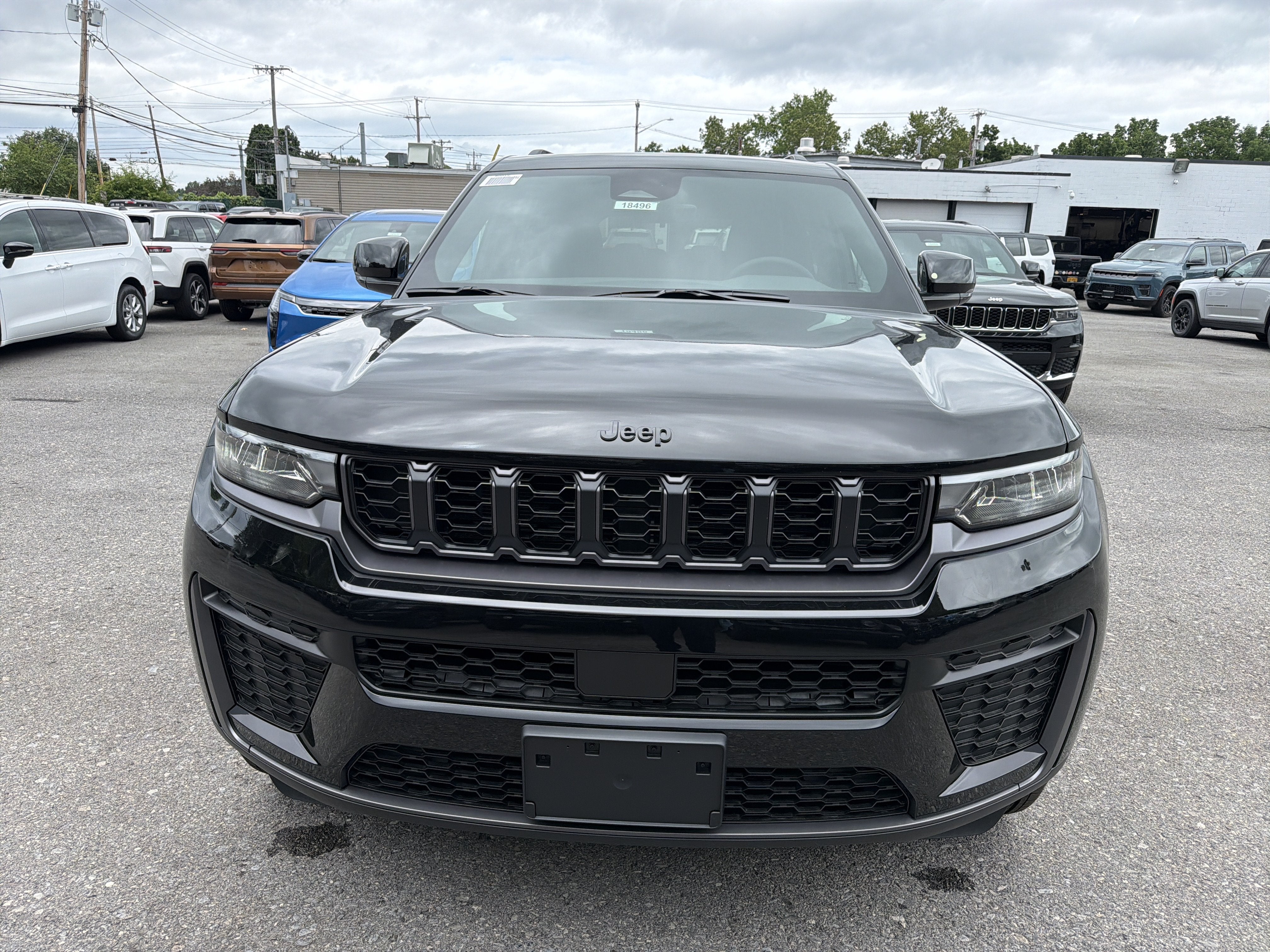 2026 Jeep Grand Cherokee L Laredo Altitude