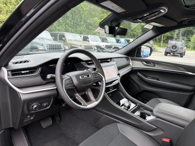 2026 Jeep Grand Cherokee L Laredo Altitude