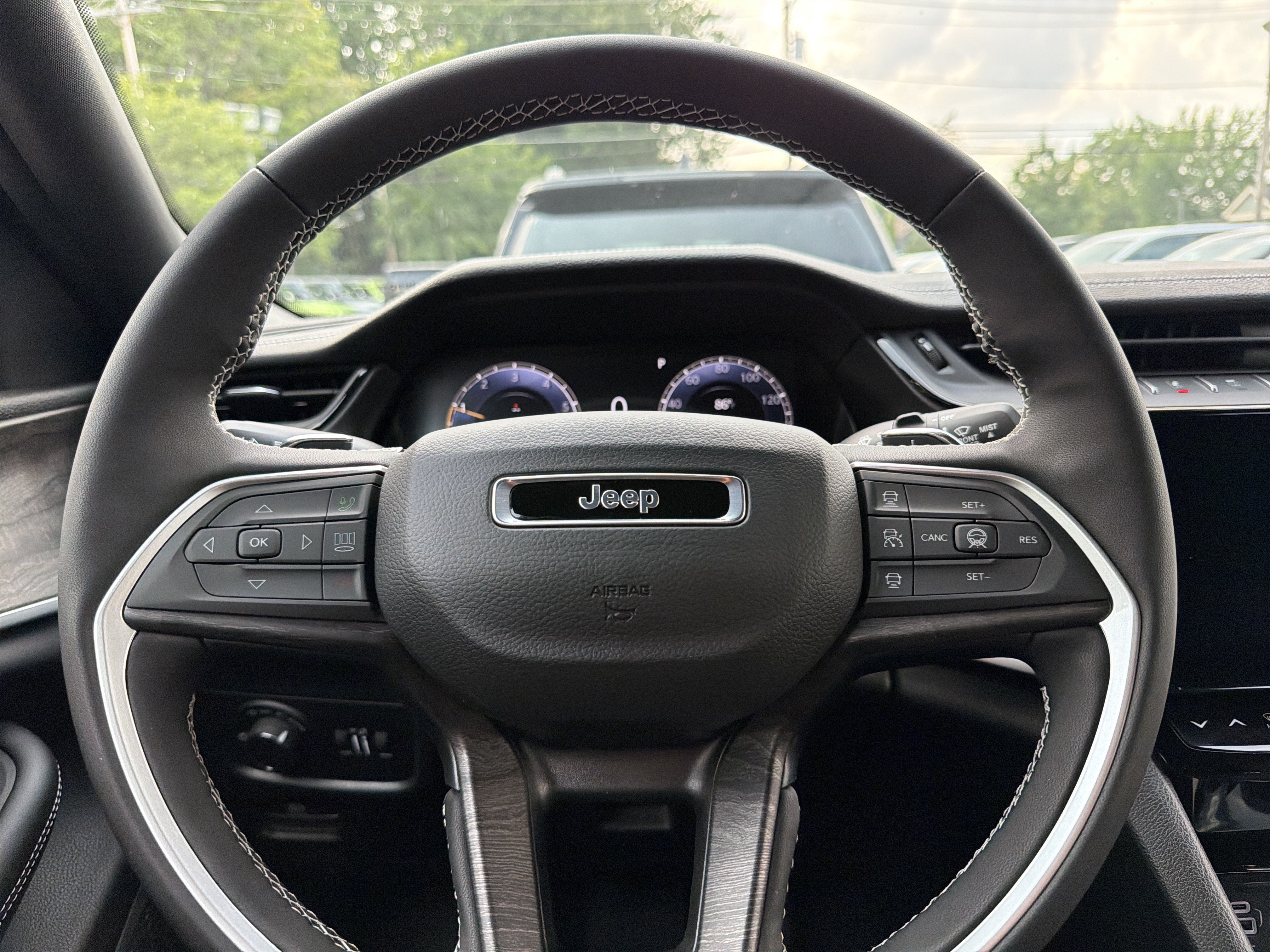 2026 Jeep Grand Cherokee L Laredo Altitude