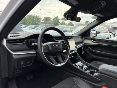 2026 Jeep Grand Cherokee L Laredo Altitude