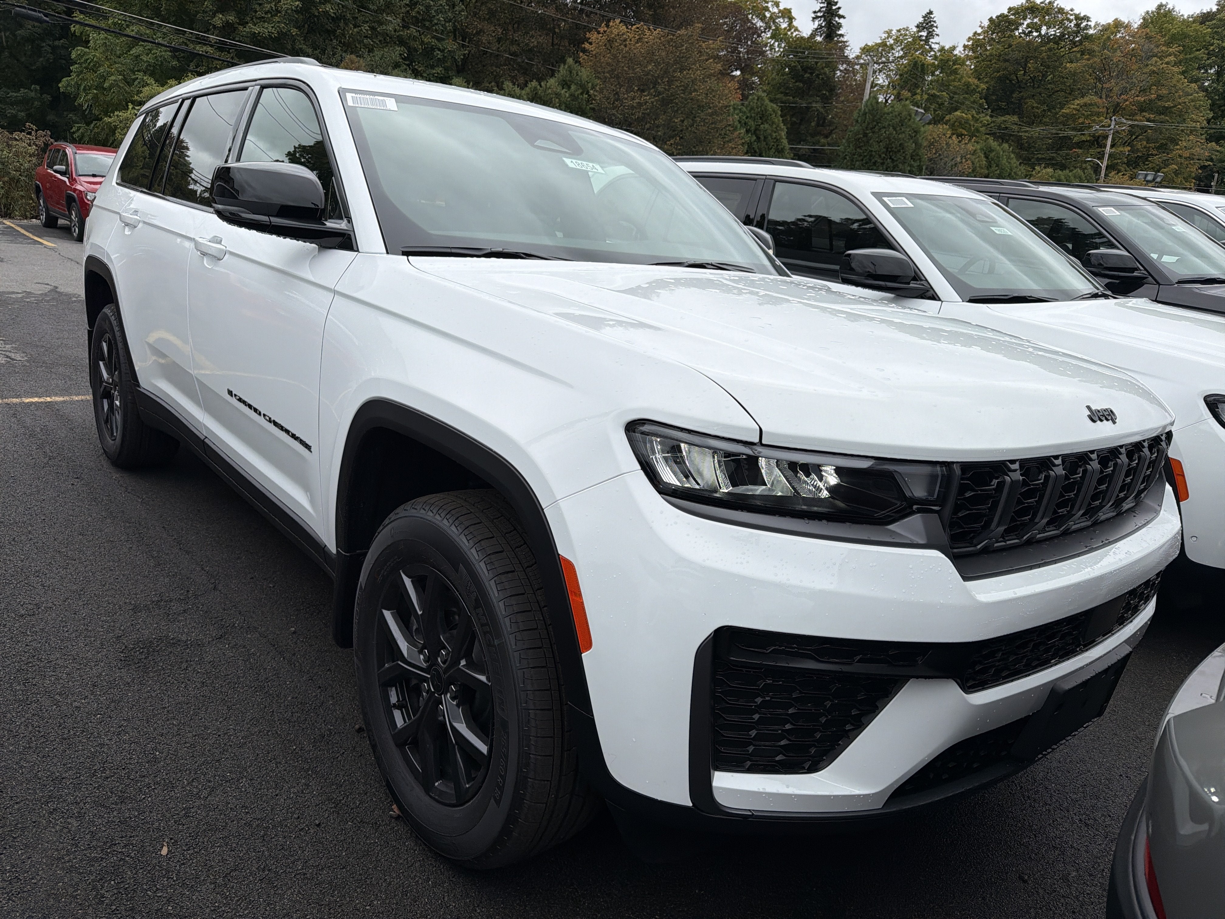 2027 Jeep Grand Cherokee L Laredo Altitude