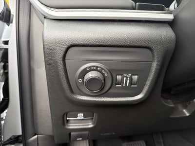 2027 Jeep Grand Cherokee L Laredo Altitude