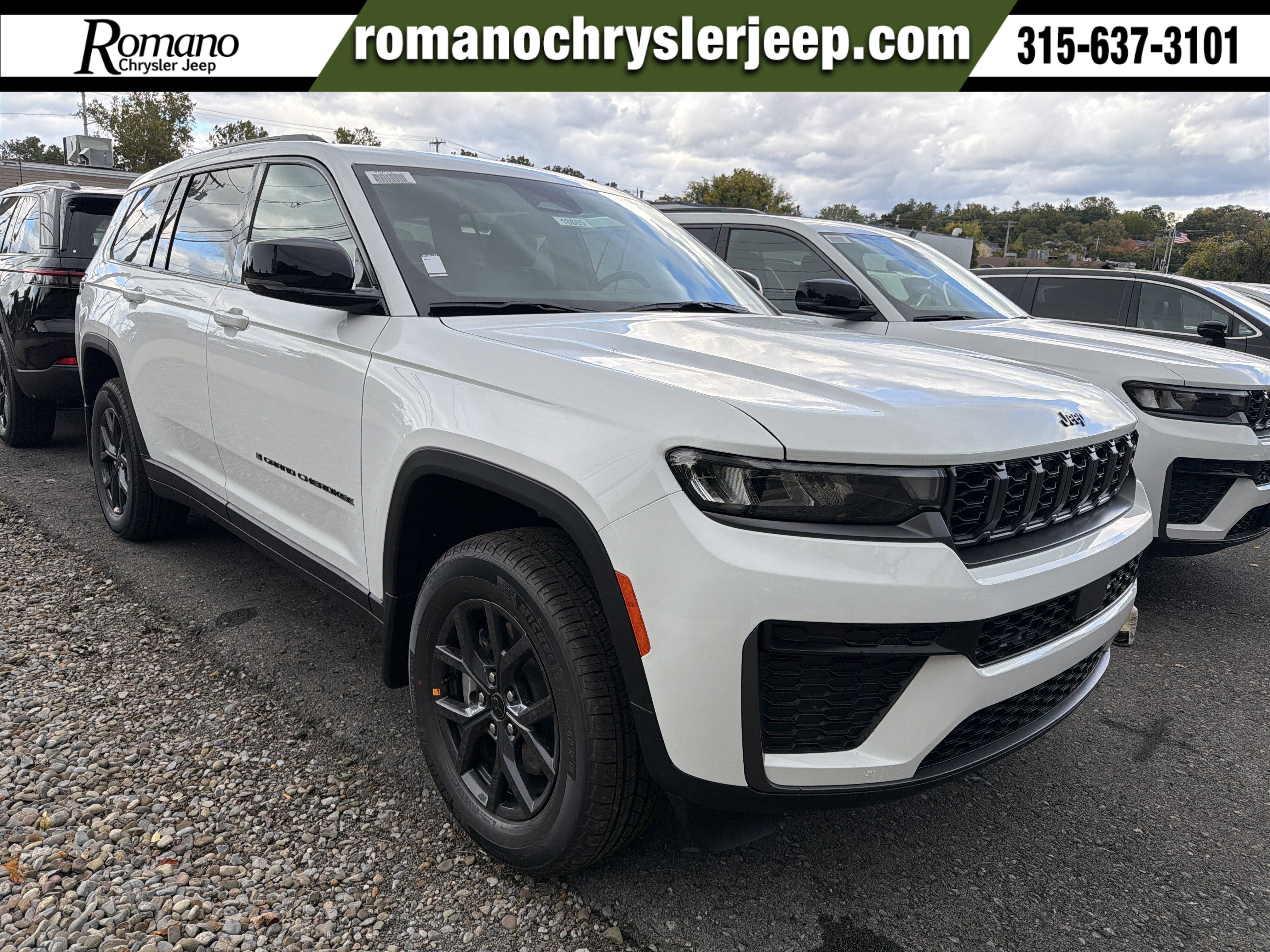 2027 Jeep Grand Cherokee L Laredo Altitude