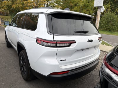 2027 Jeep Grand Cherokee L Laredo Altitude