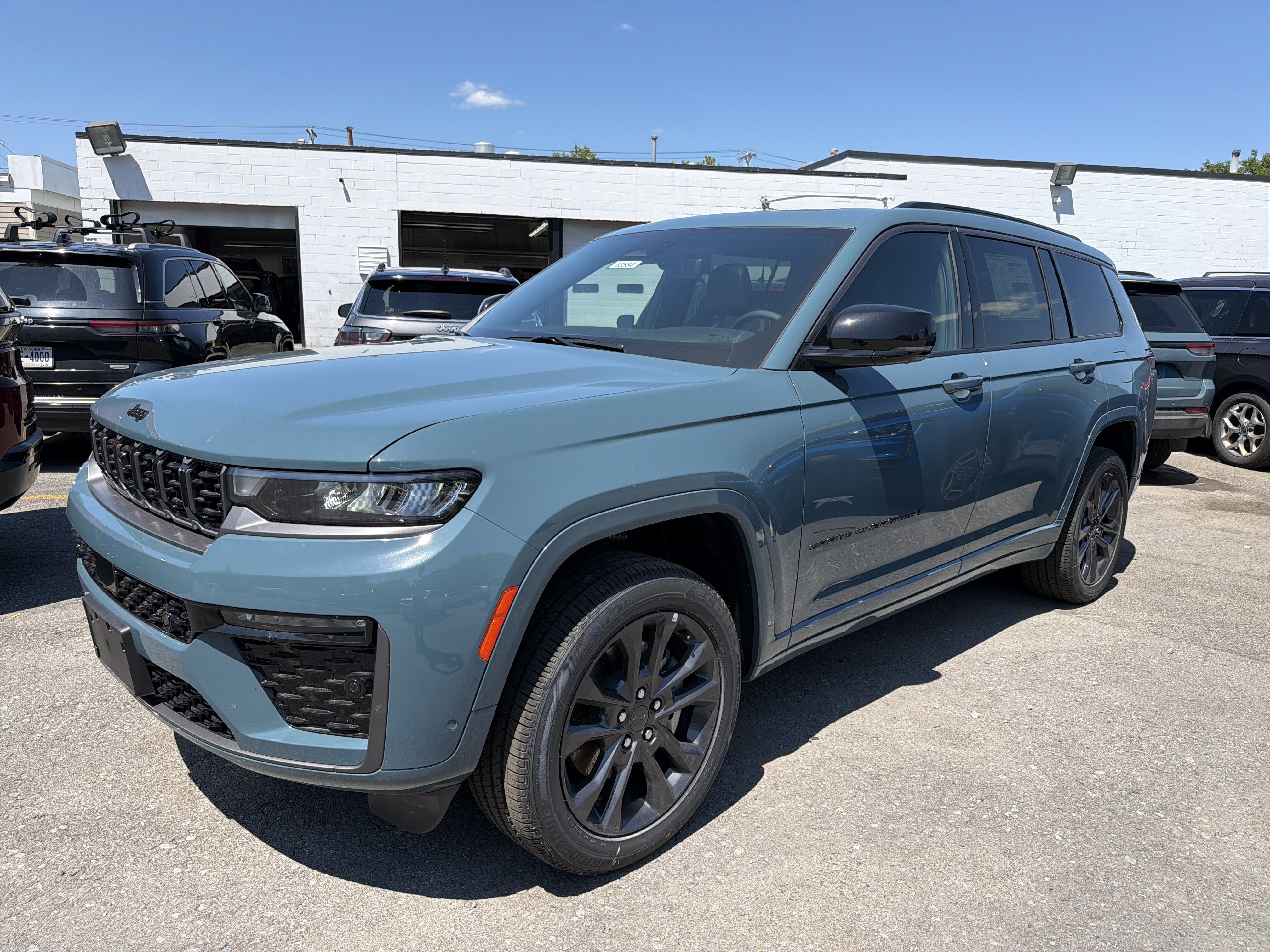 2026 Jeep Grand Cherokee L Limited Reserve