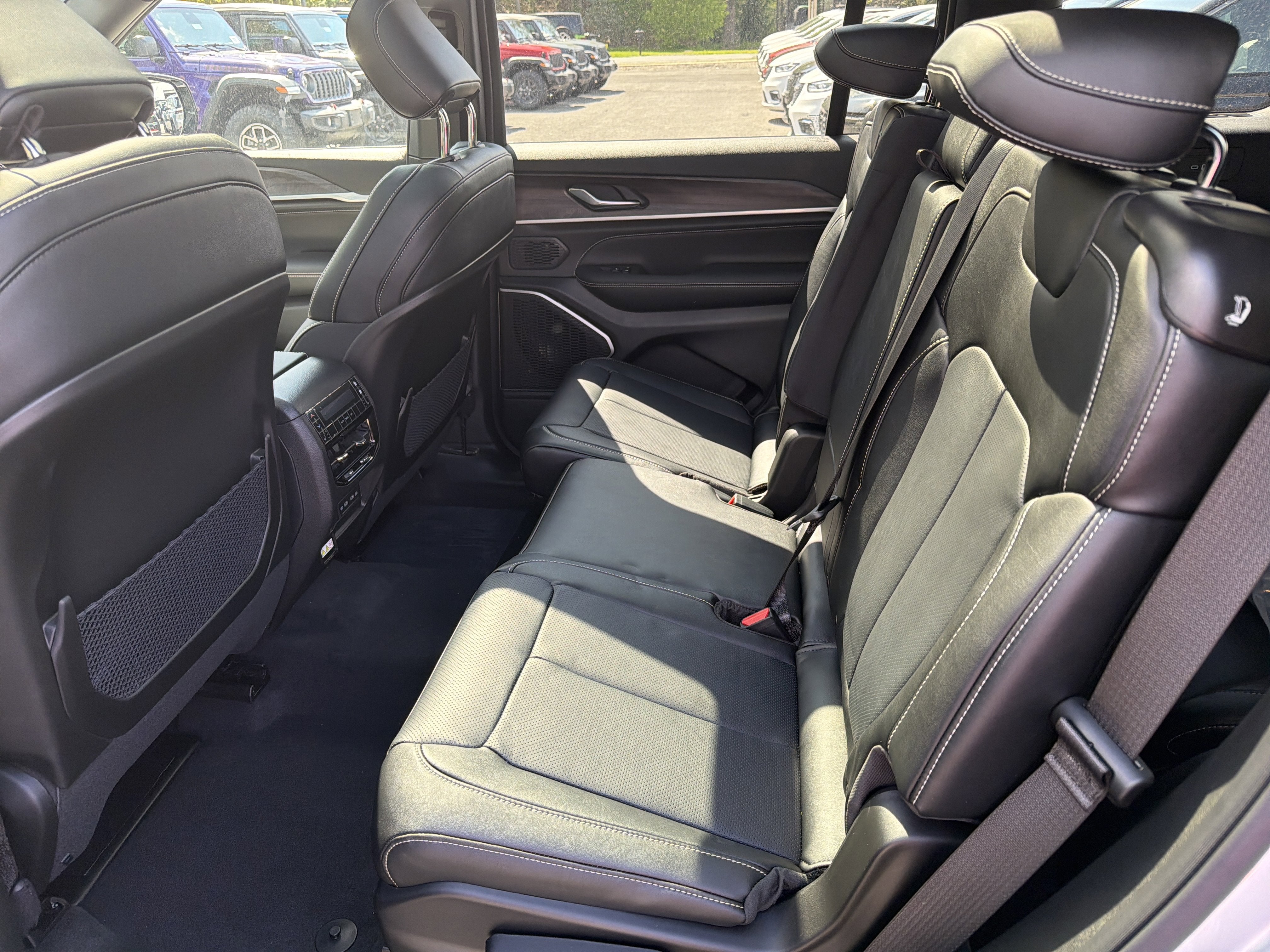 2026 Jeep Grand Cherokee L Limited Reserve
