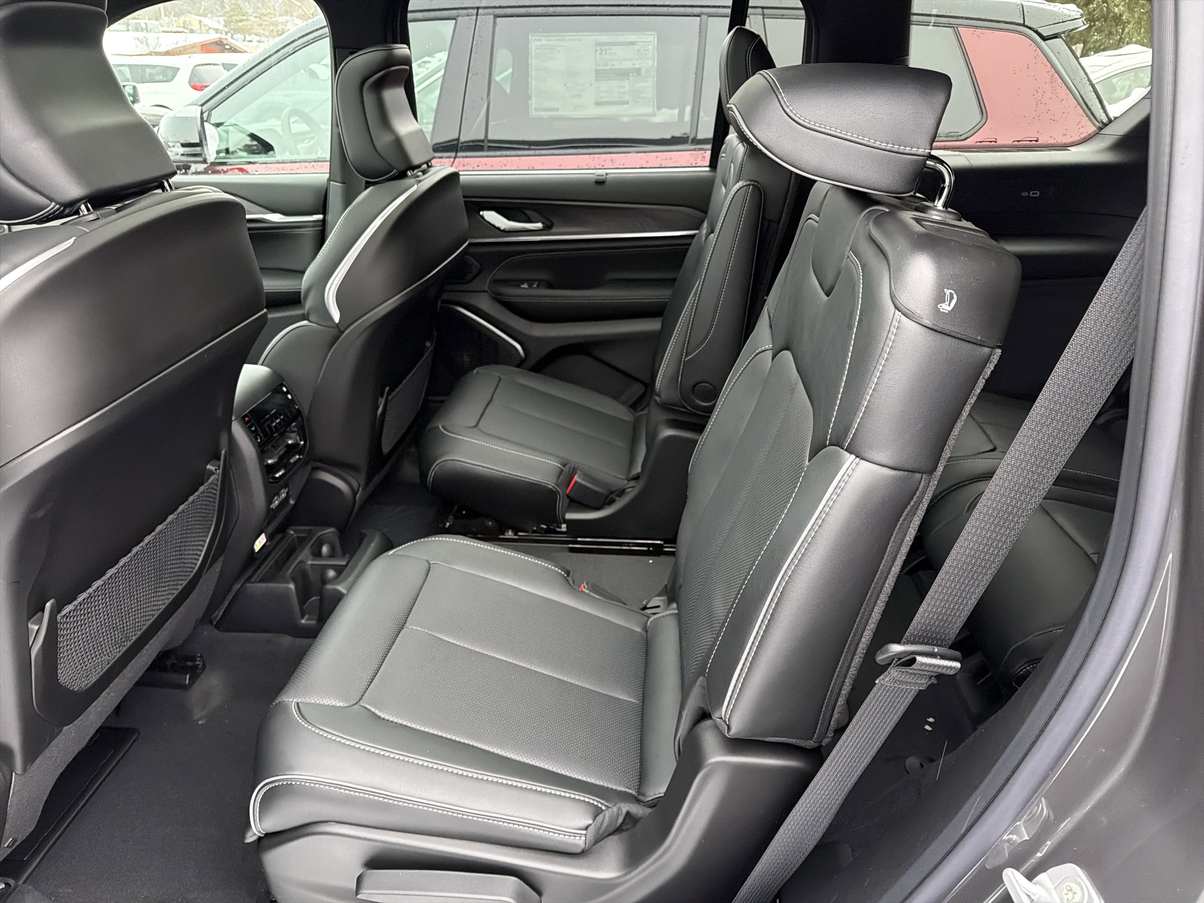 2025 Jeep Grand Cherokee L Overland