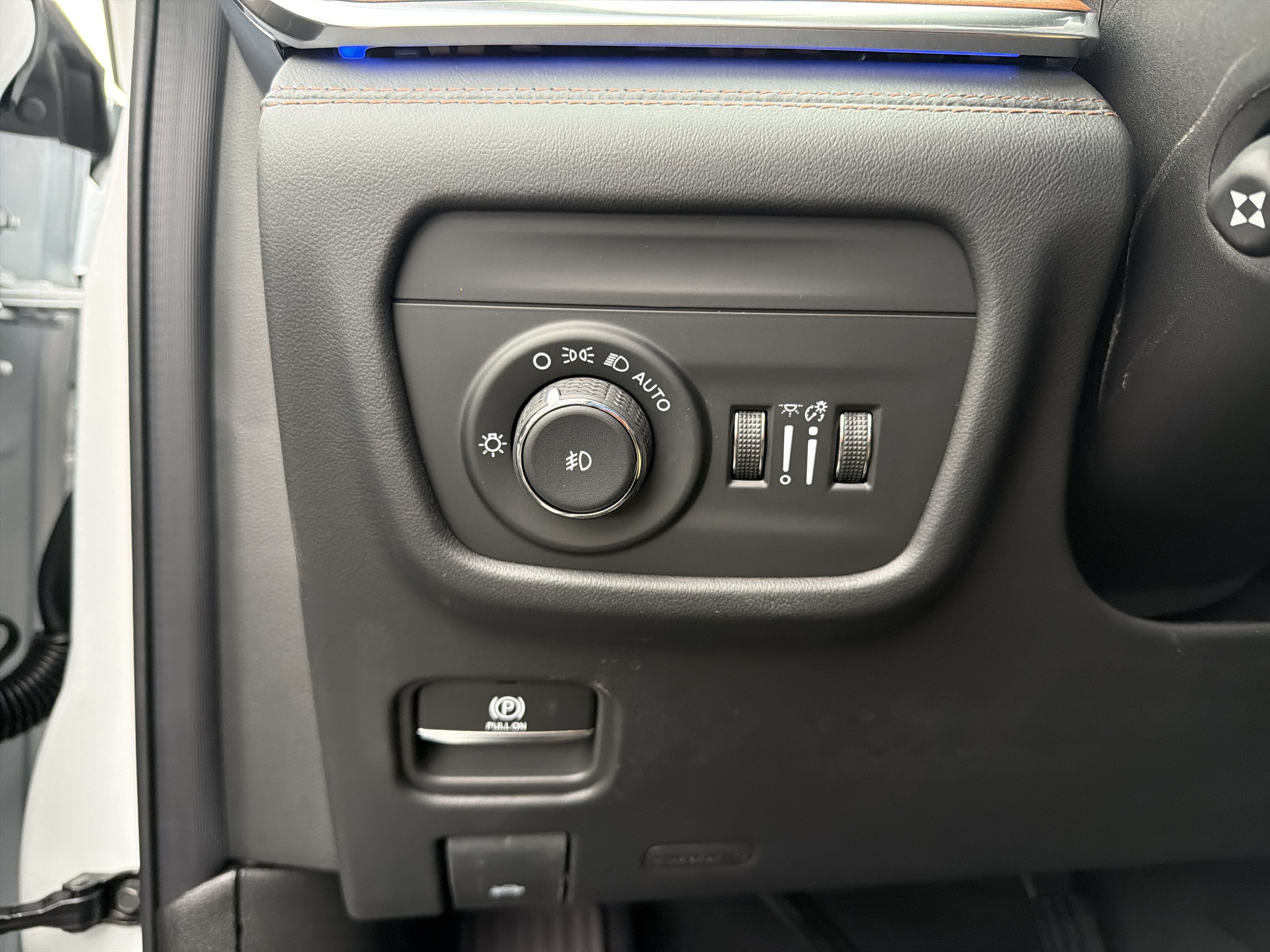 2027 Jeep Grand Cherokee L Summit